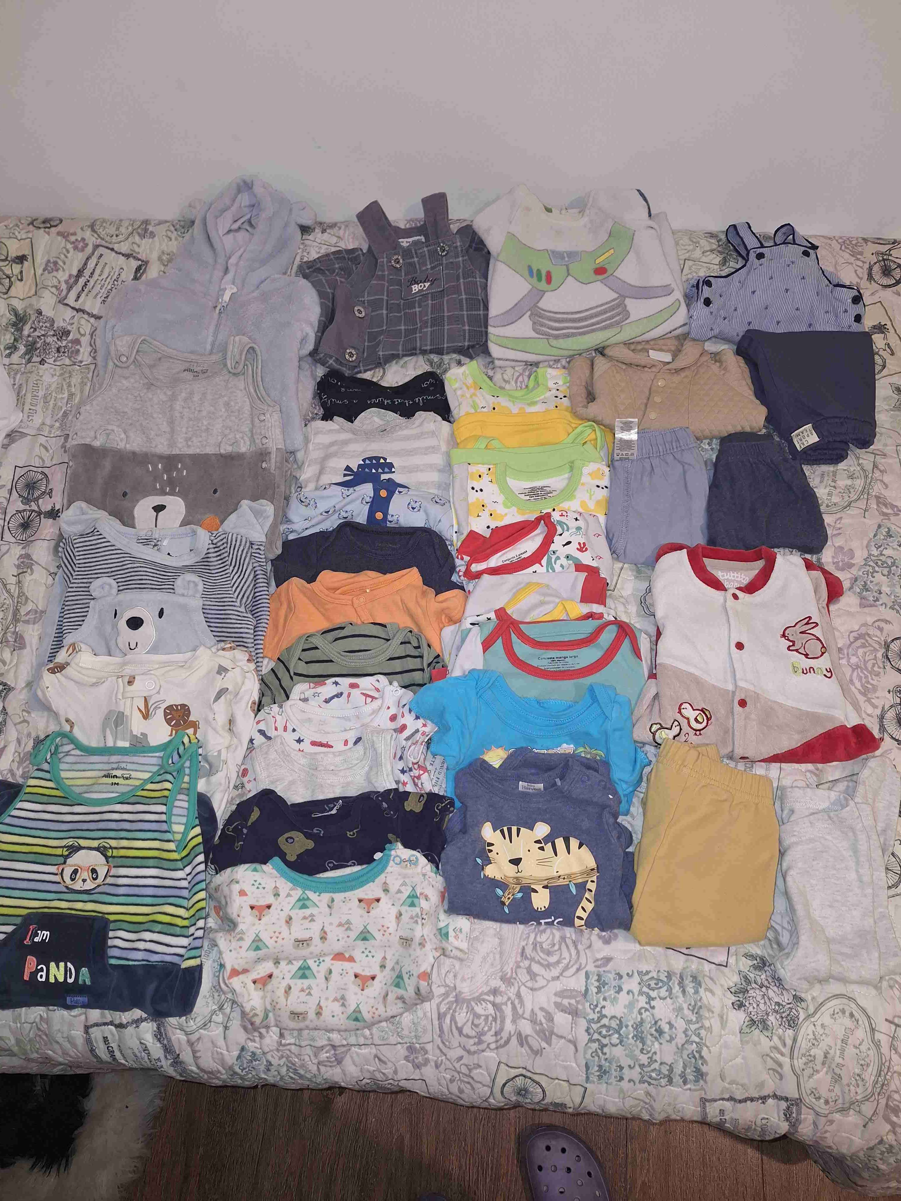 Lote de ropa de bebé 3 meses variada