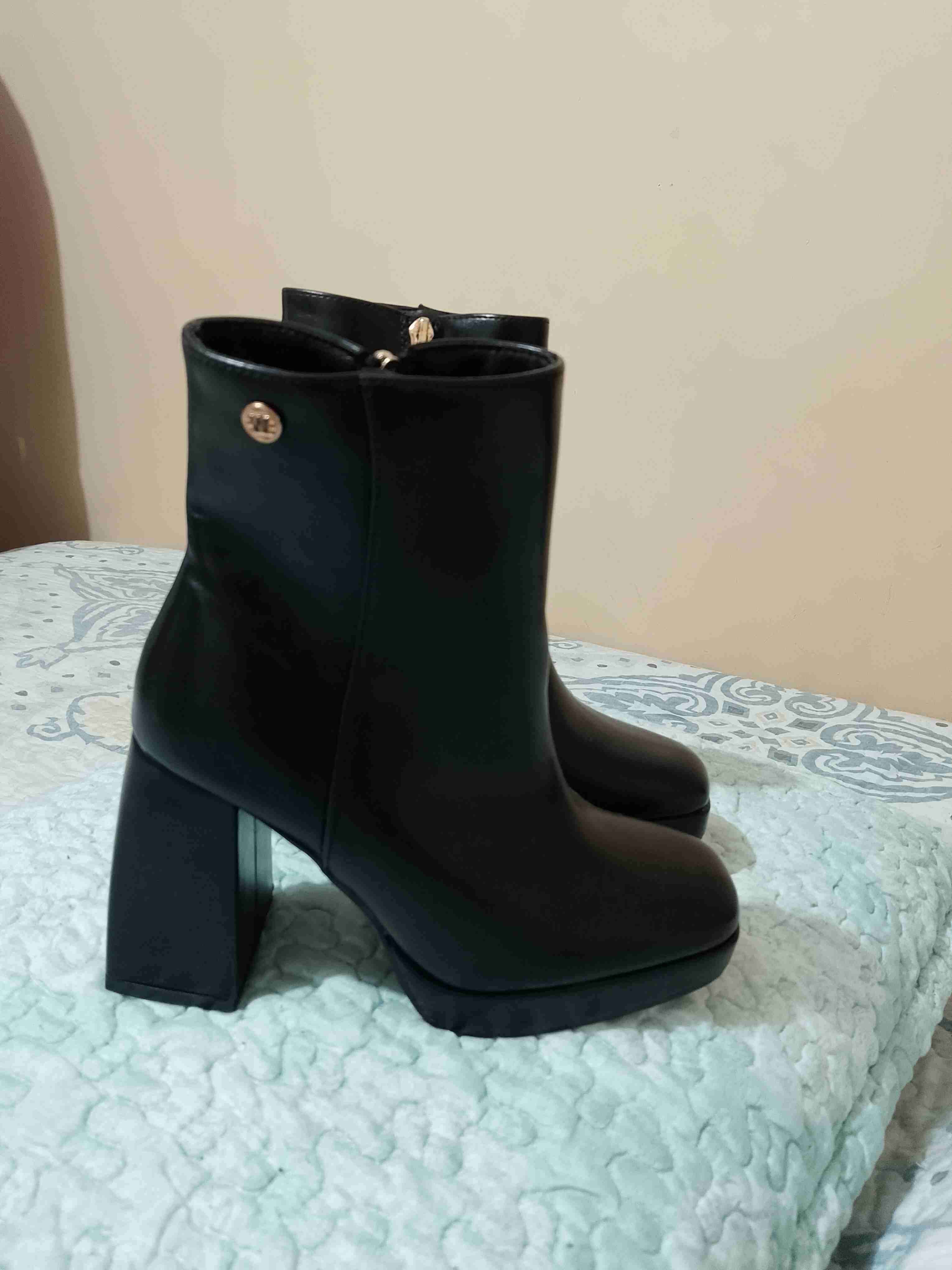 Botines negros de plataforma - miniatura 5