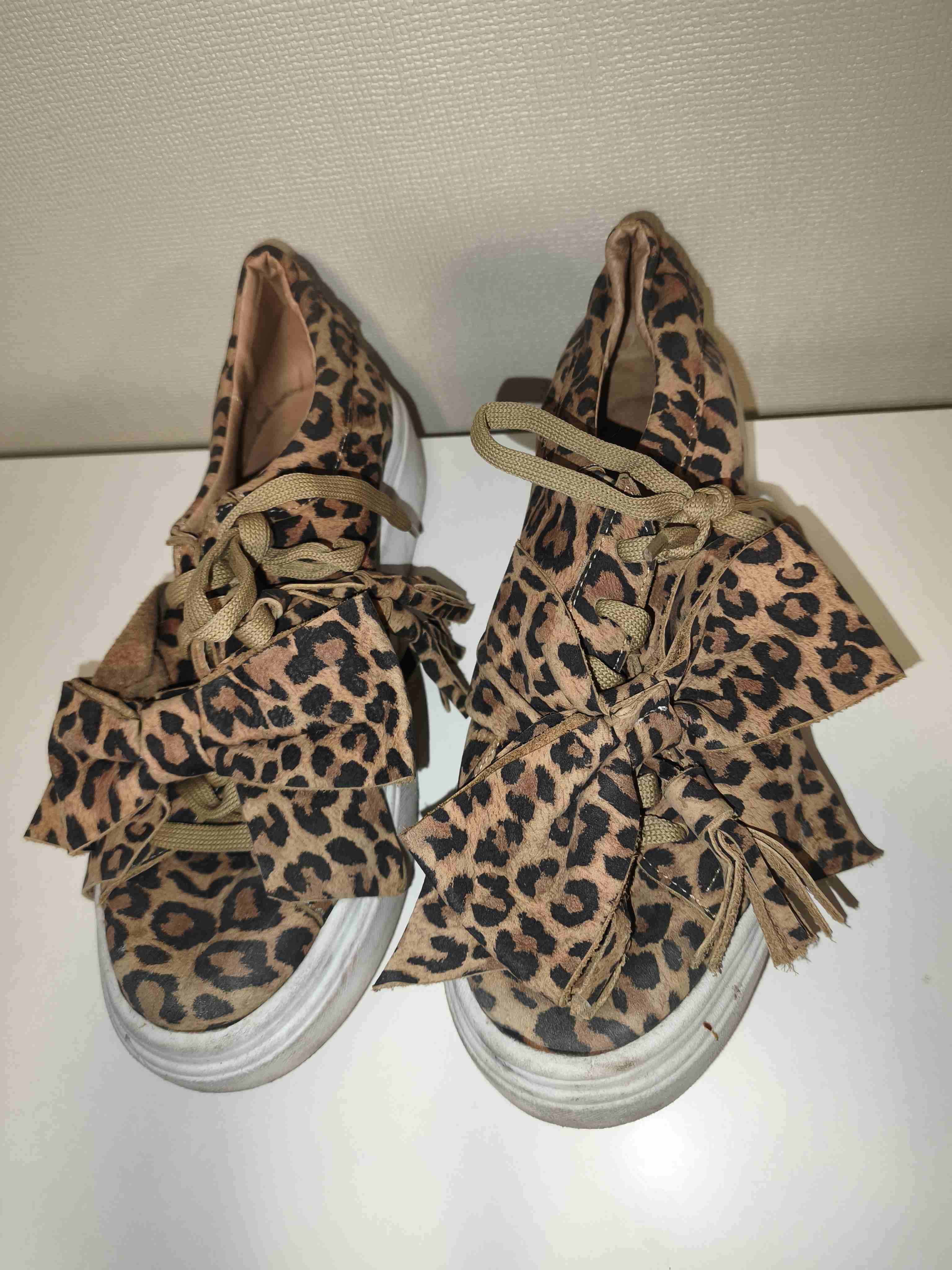 Zapatillas animal print con lazo - 1