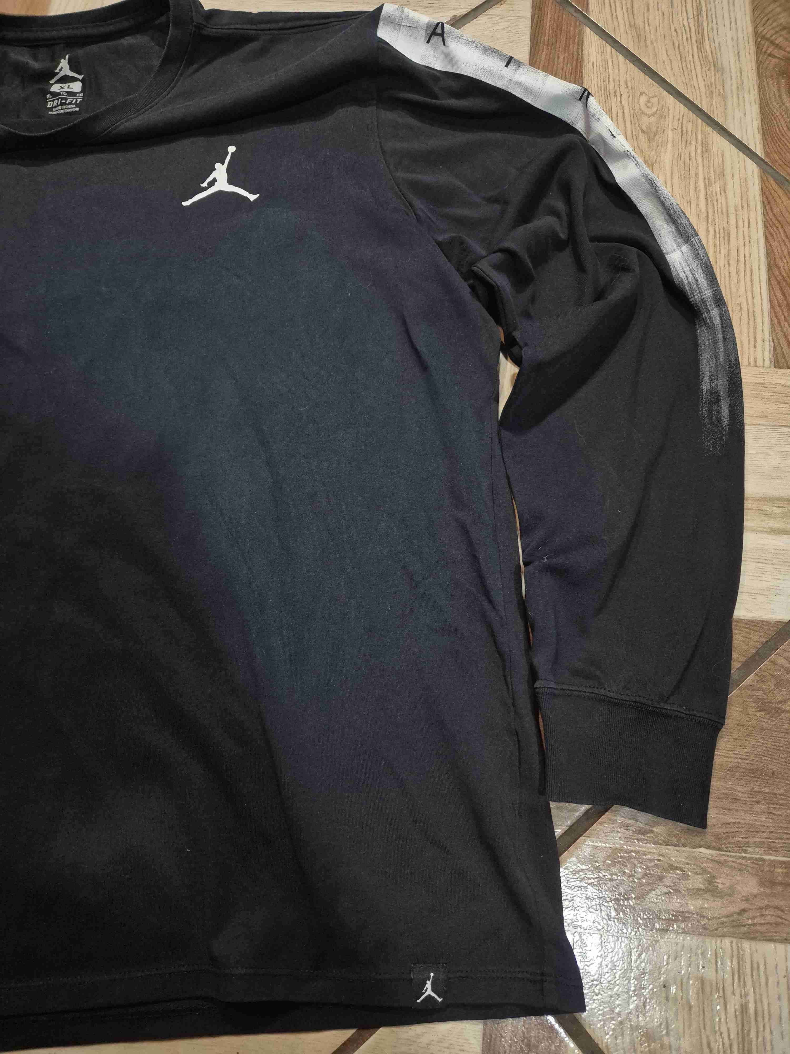 Polera negra deportiva manga larga - miniatura 2