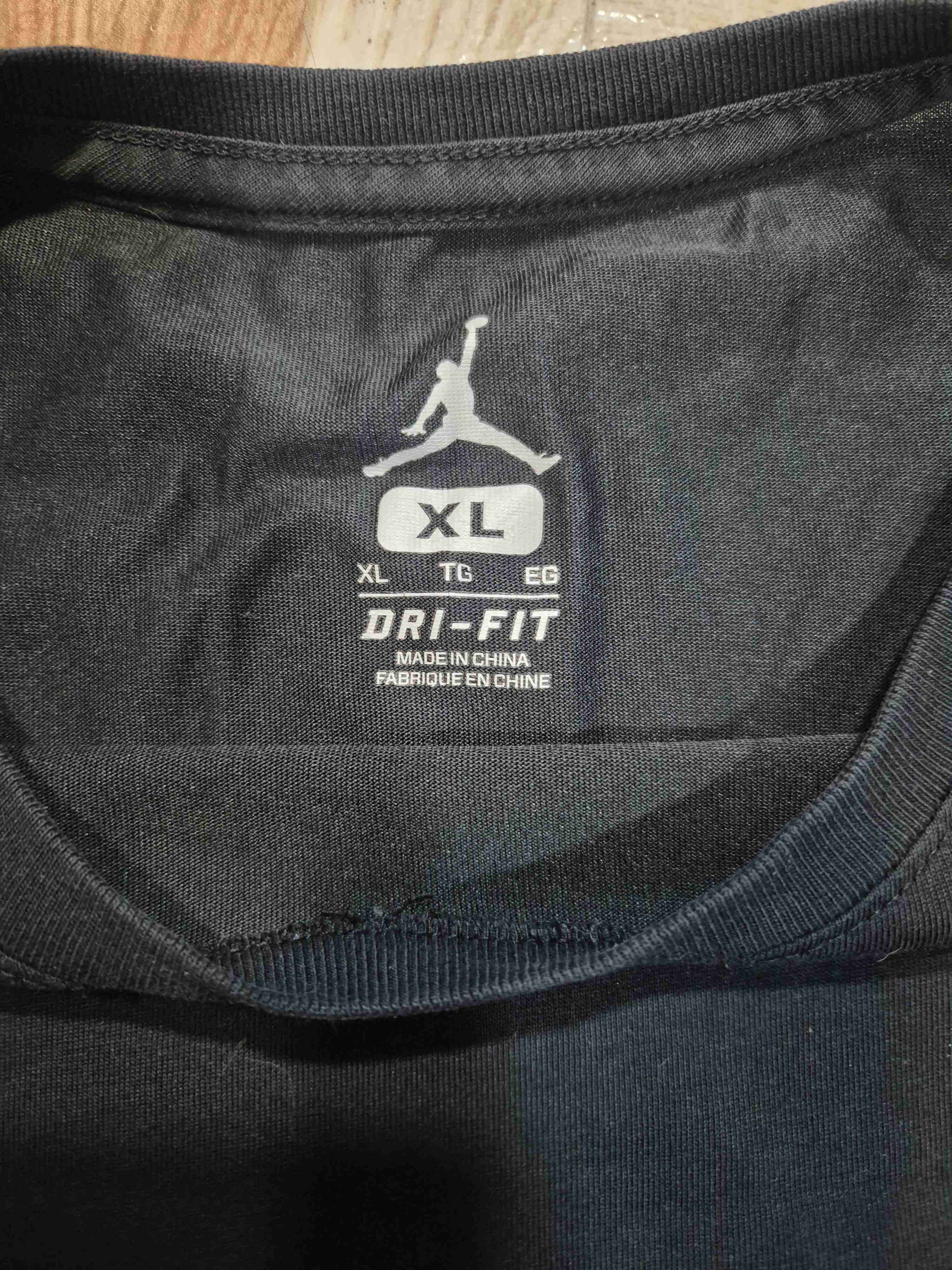 Polera negra deportiva manga larga - miniatura 4