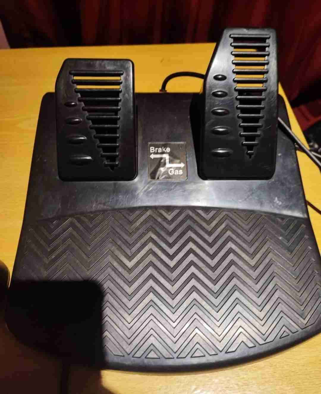 Volante de juegos Microlab - miniatura 3