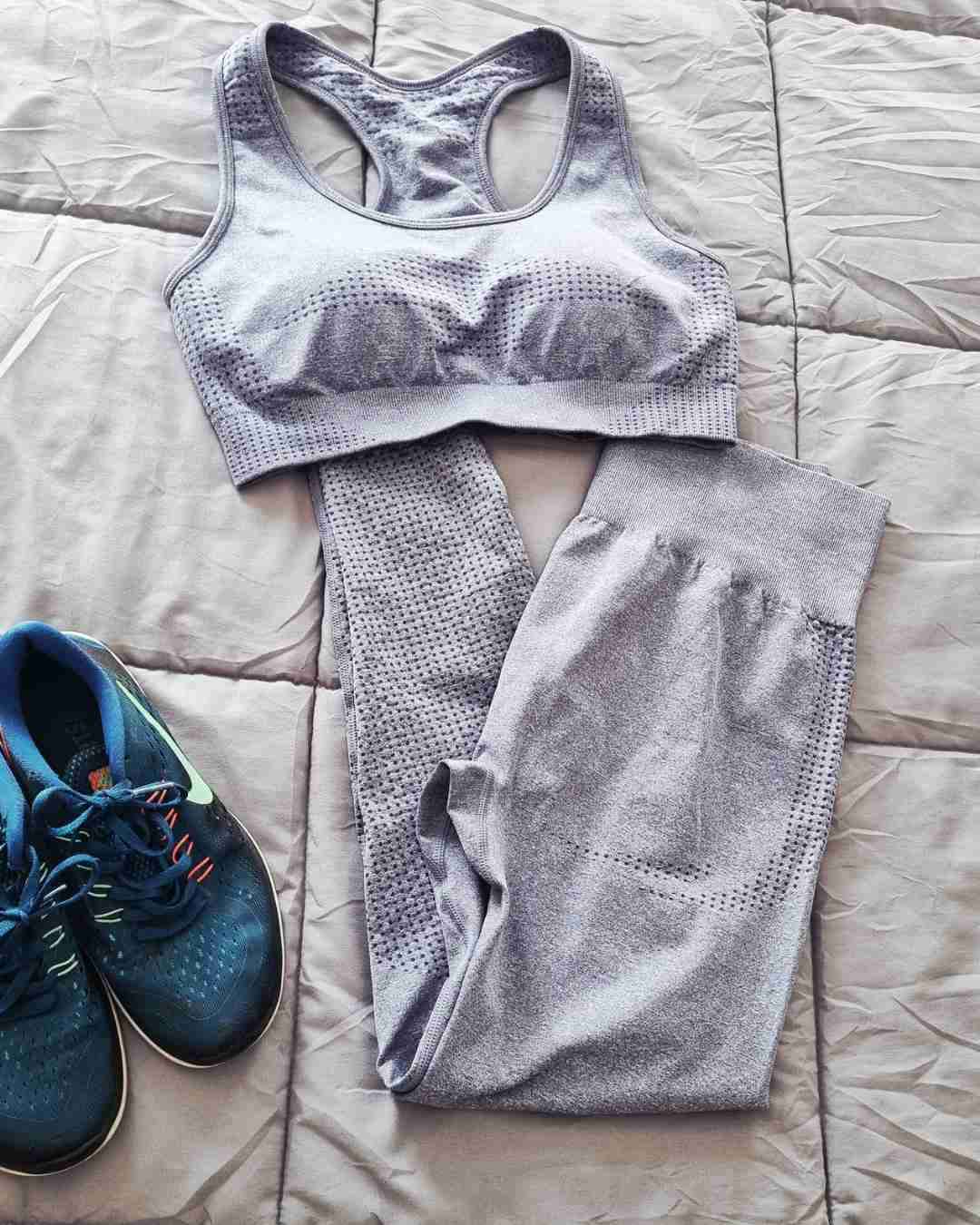 Conjunto deportivo gris mujer - miniatura 4