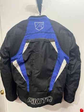 Chaqueta moto azul y negra - miniatura 3