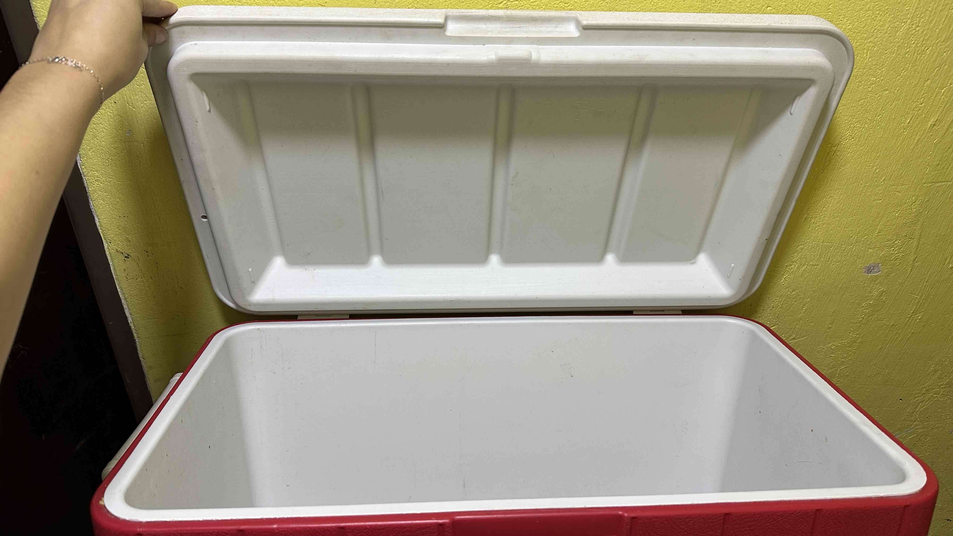 Cooler rojo Coleman de 45Lt - miniatura 3