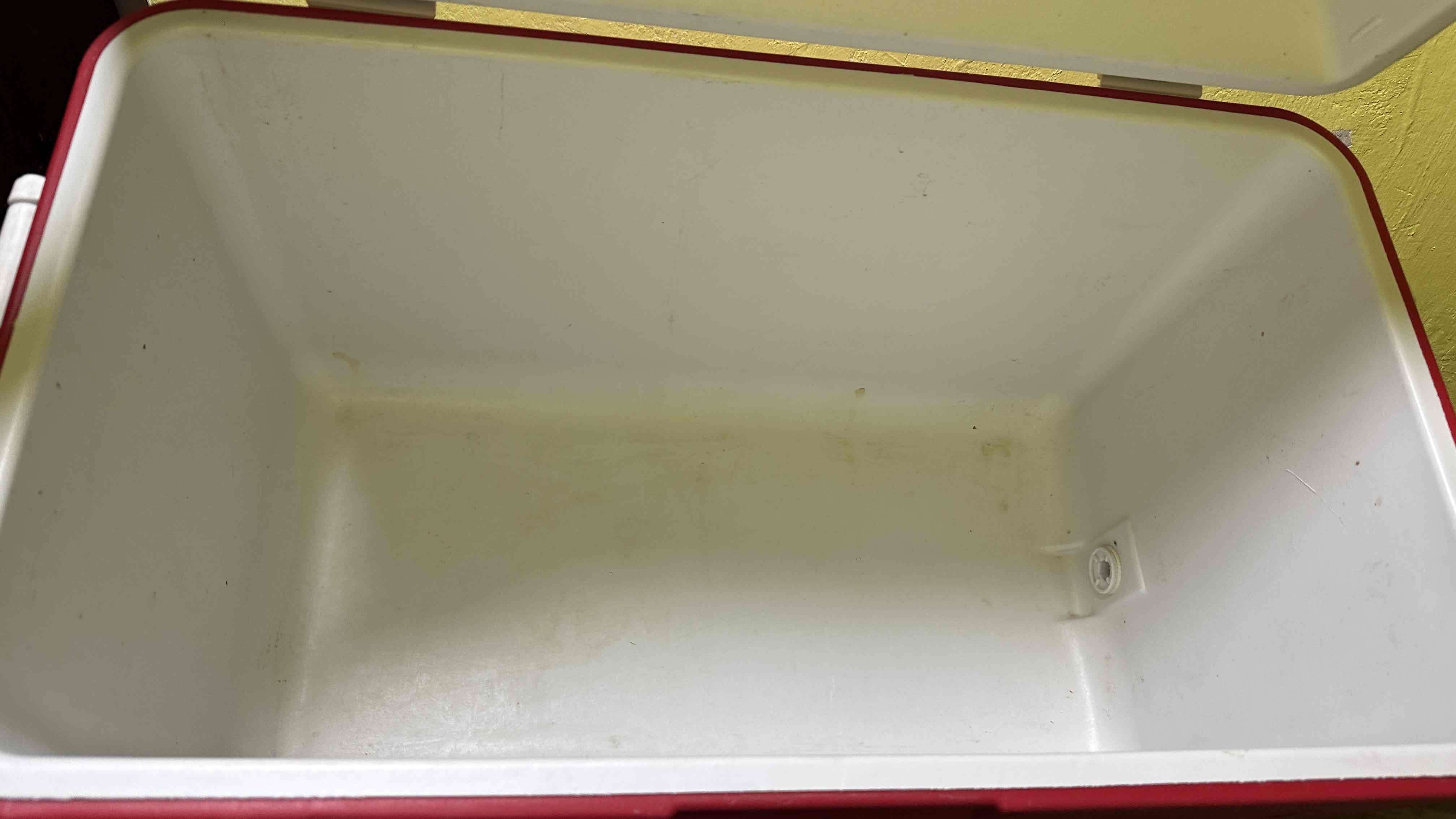 Cooler rojo Coleman de 45Lt - miniatura 4