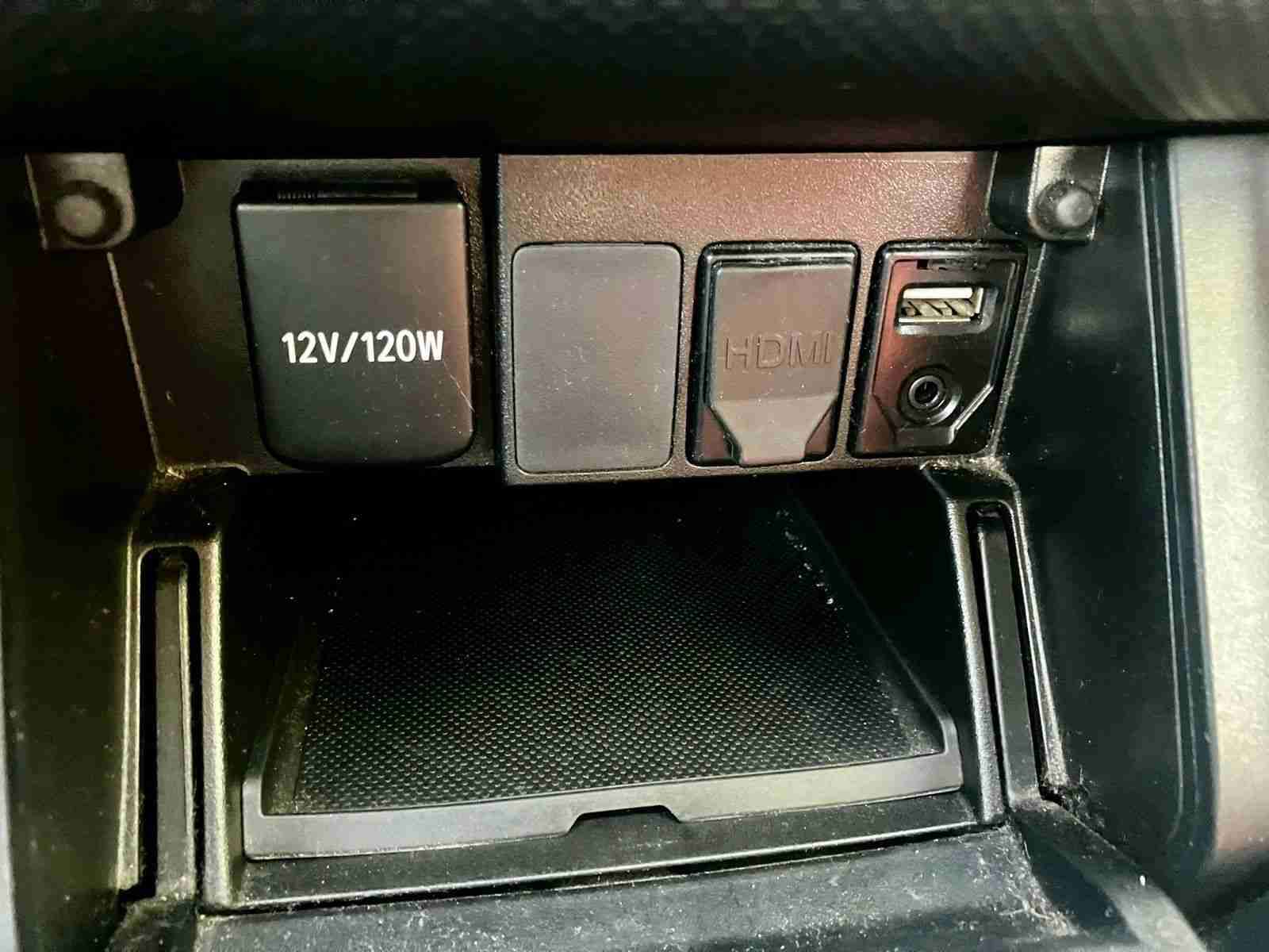 Toyota auris 2018 - 6