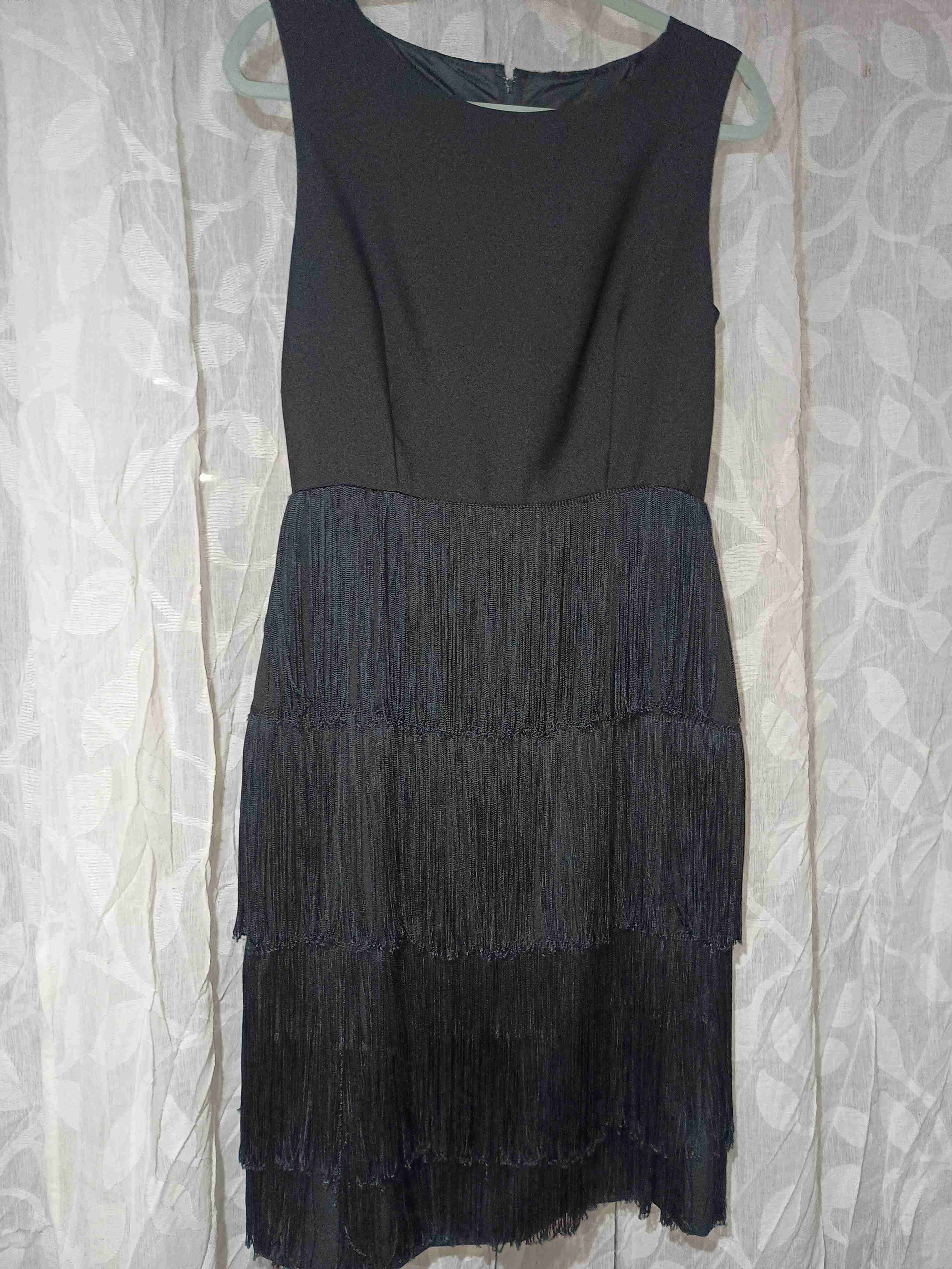 Vestido negro con flecos - miniatura 1