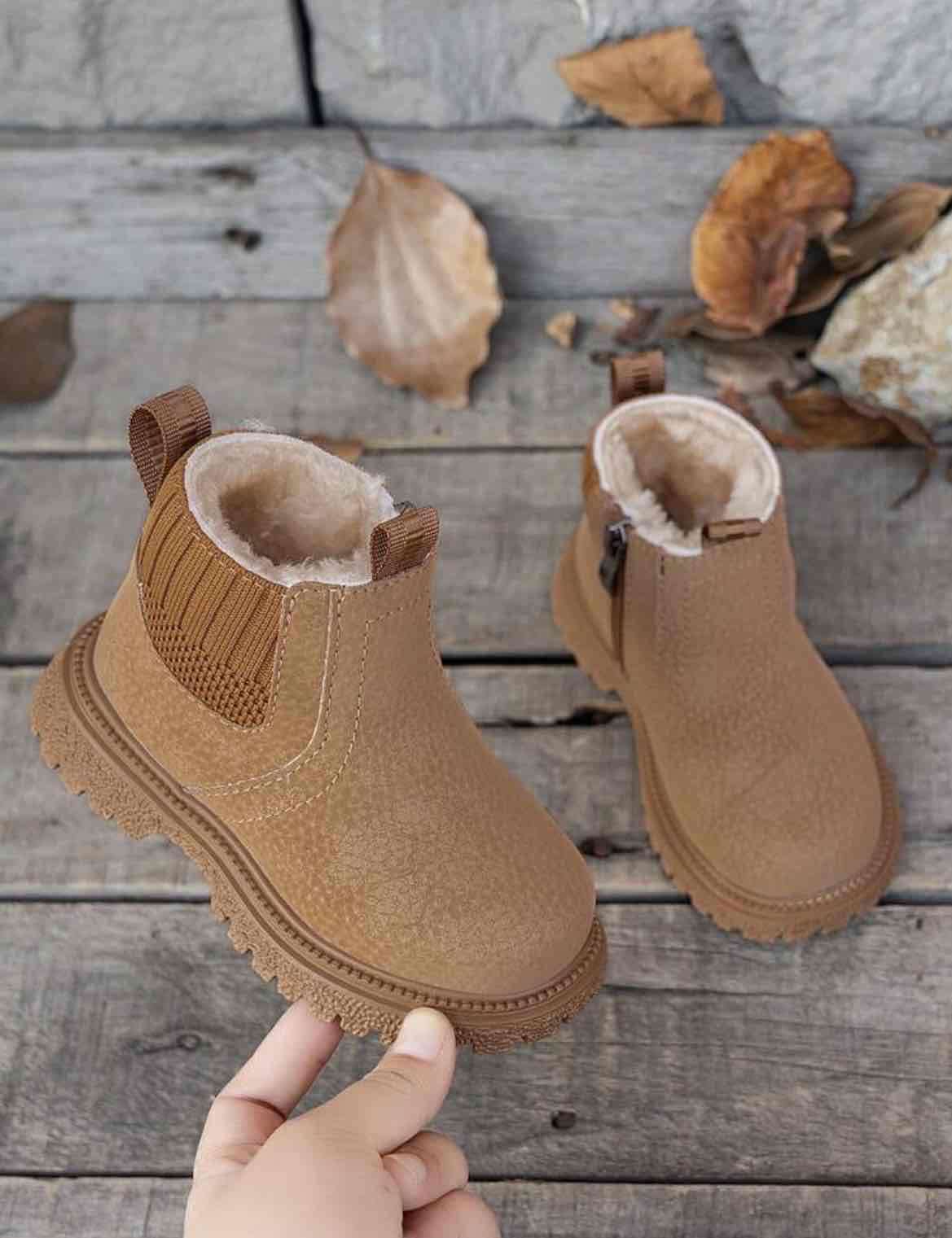 Botas infantiles de invierno café - miniatura 2
