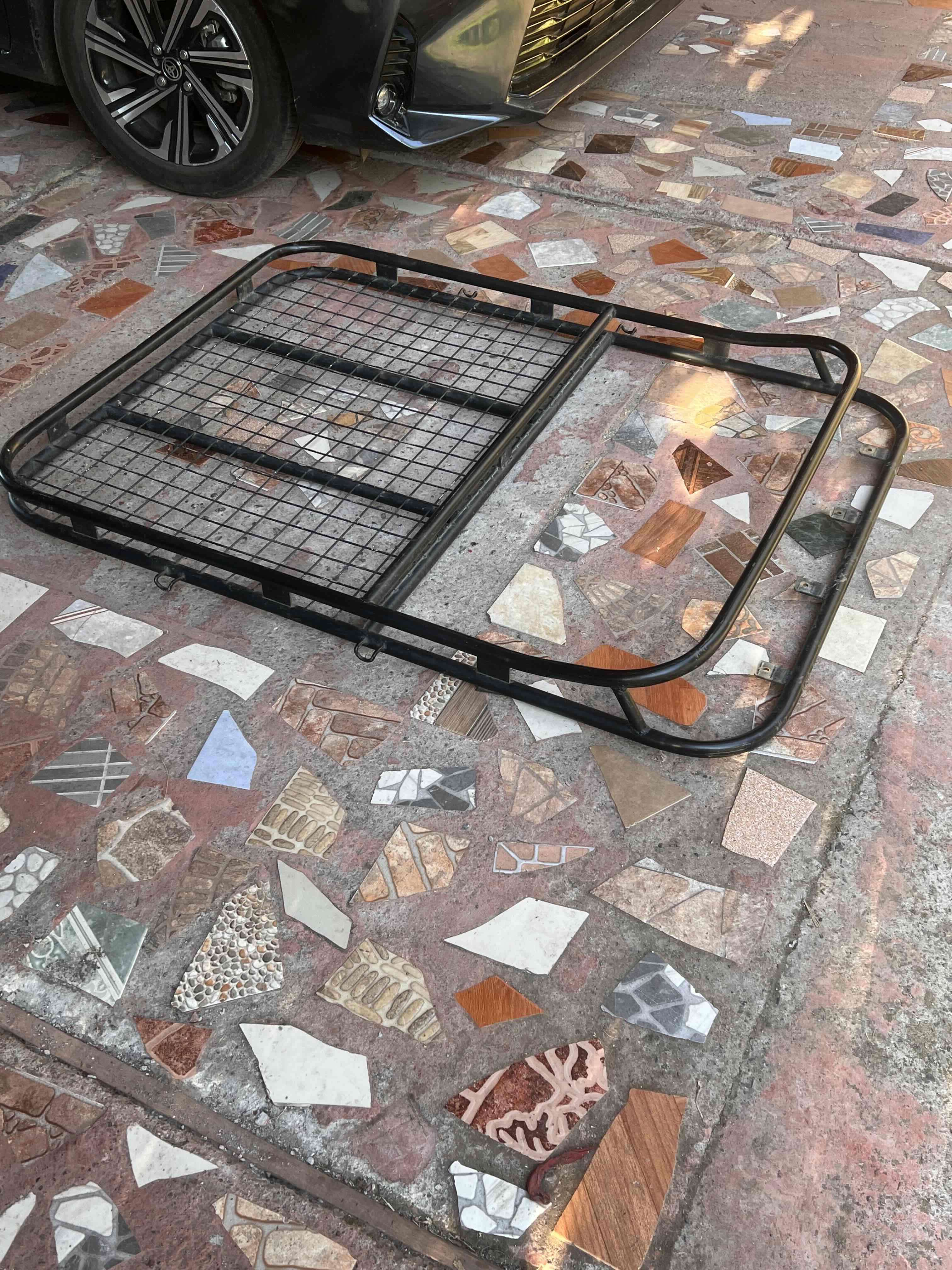 Parrilla portaequipajes para auto - 1