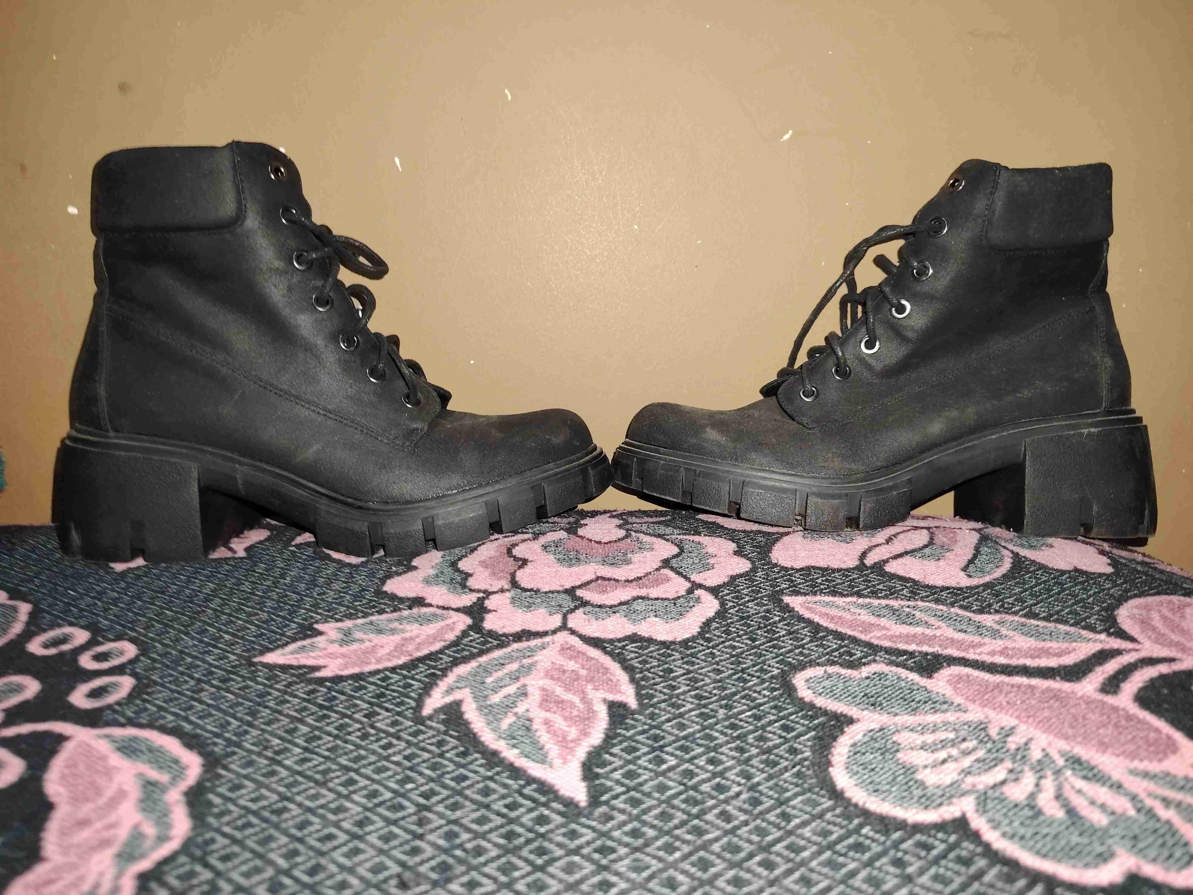 Botas negras estilo militar - miniatura 3