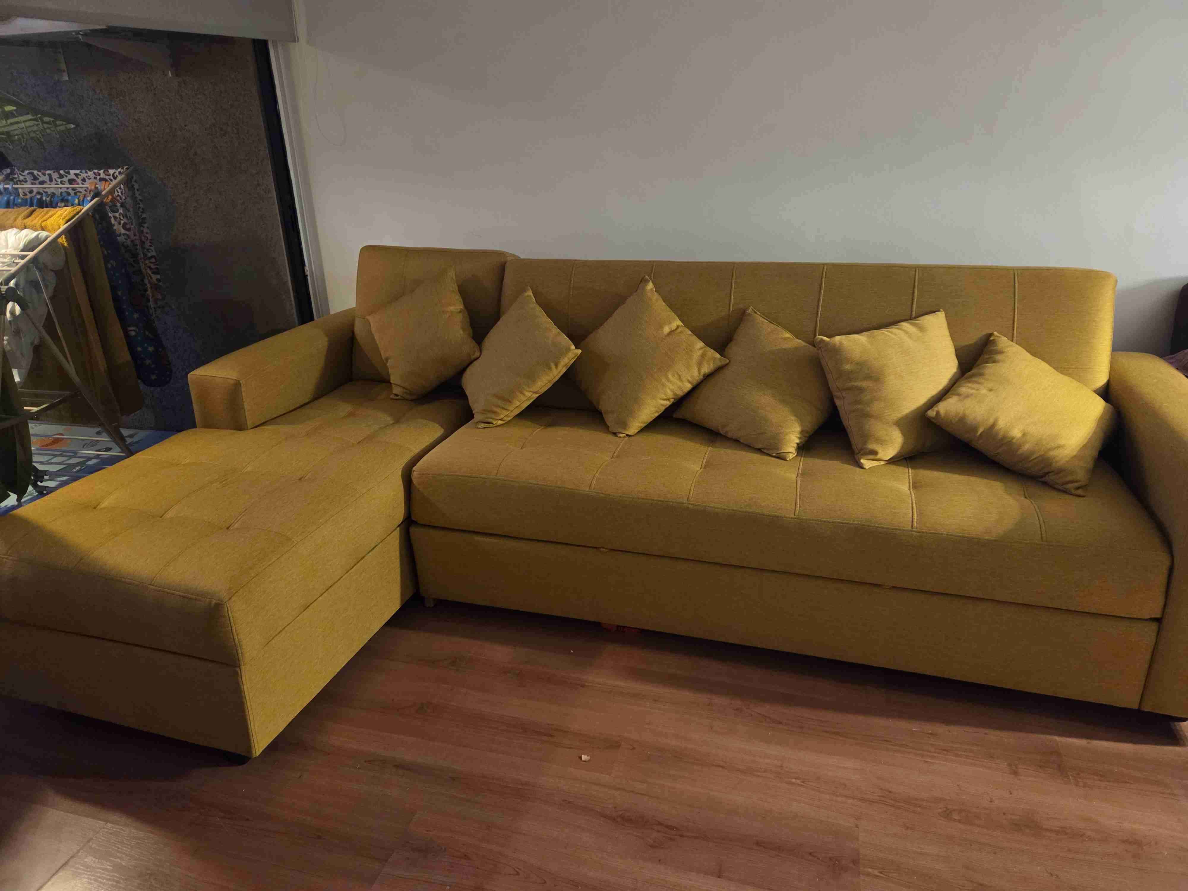 Sofá seccional color mostaza - 4