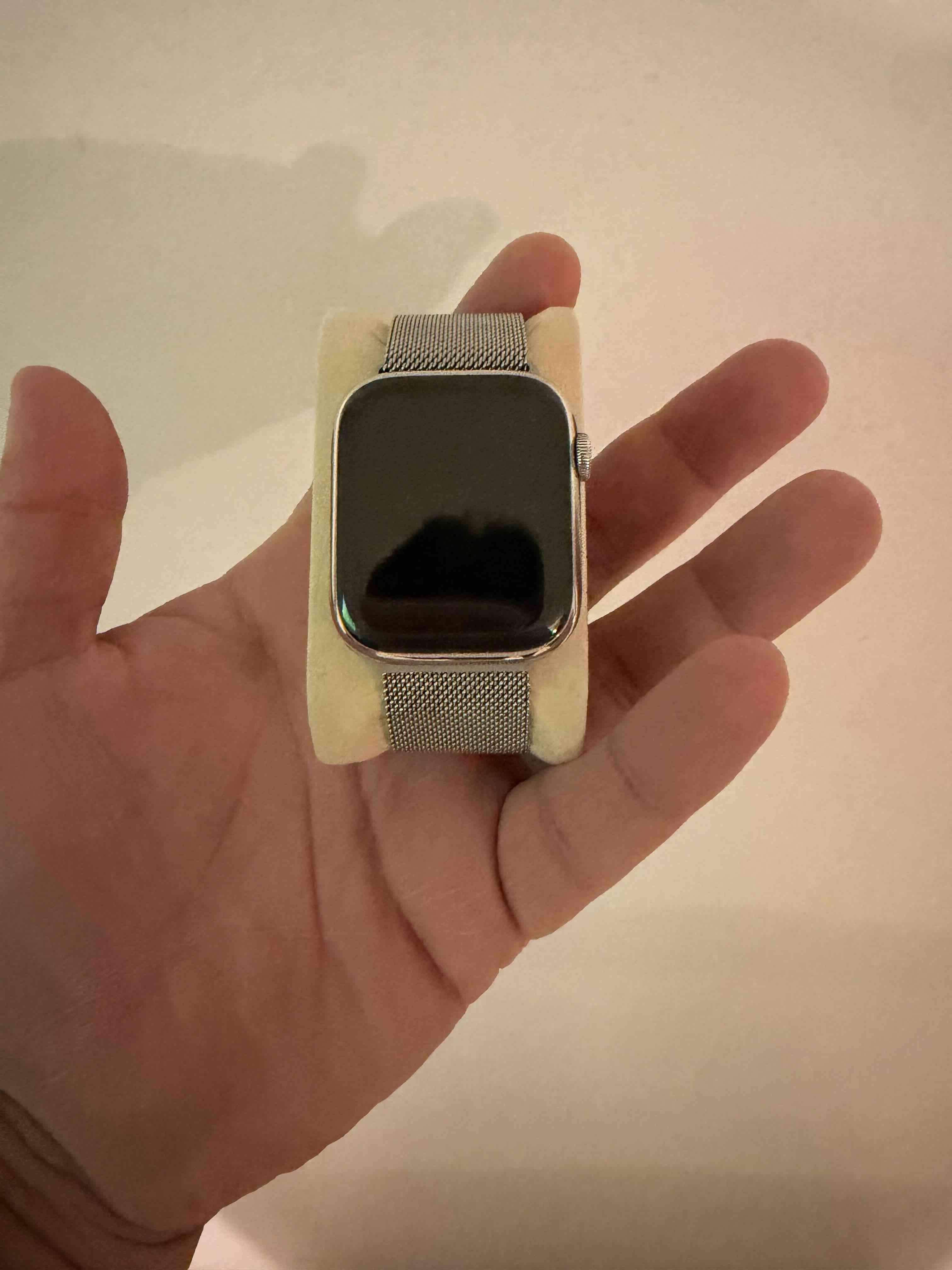 Reloj inteligente con correa metálica - 6