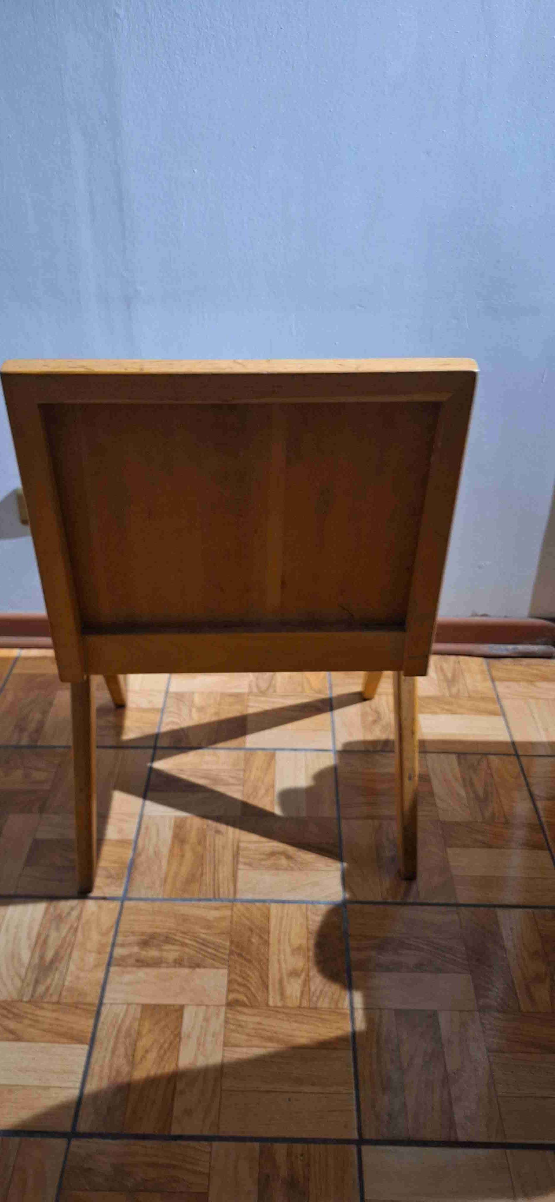 Silla madera con cojín beige - miniatura 4