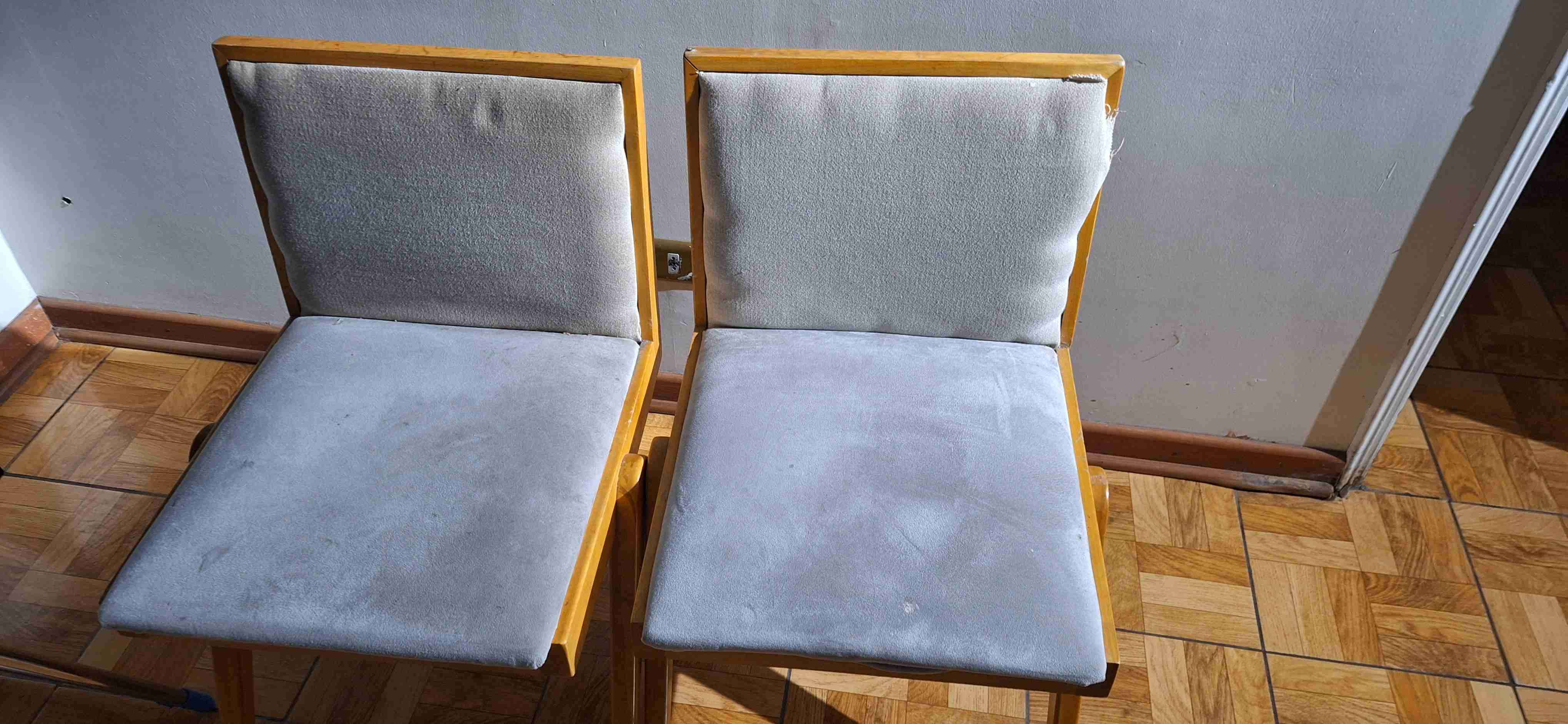 Silla madera con cojín beige - miniatura 5