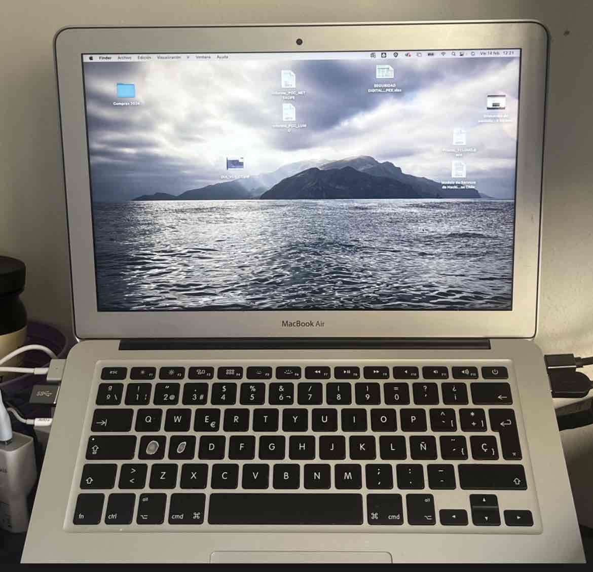 MacBook Air 13 pulgadas usado - 1