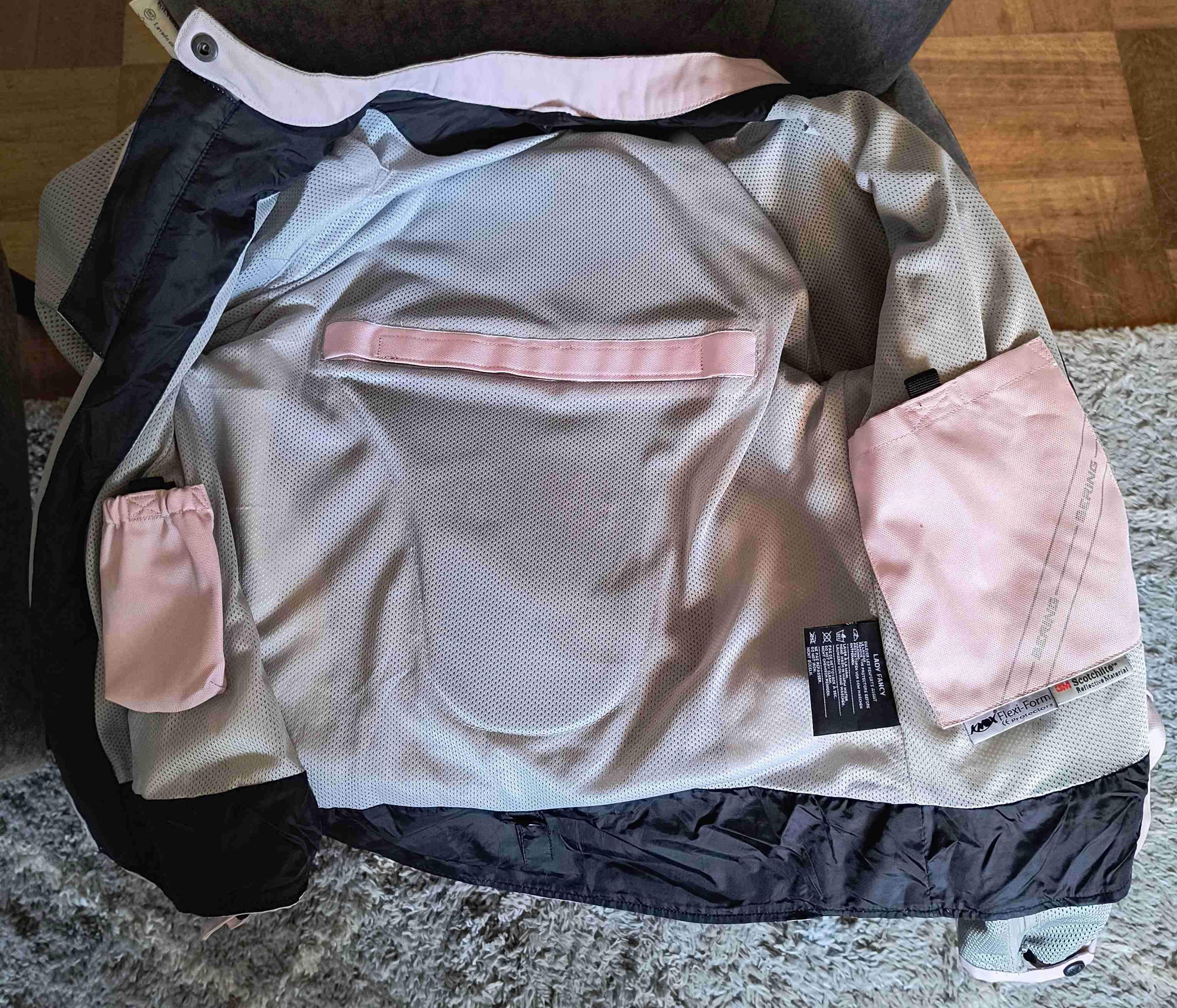 Chaqueta de moto rosa y gris - miniatura 3