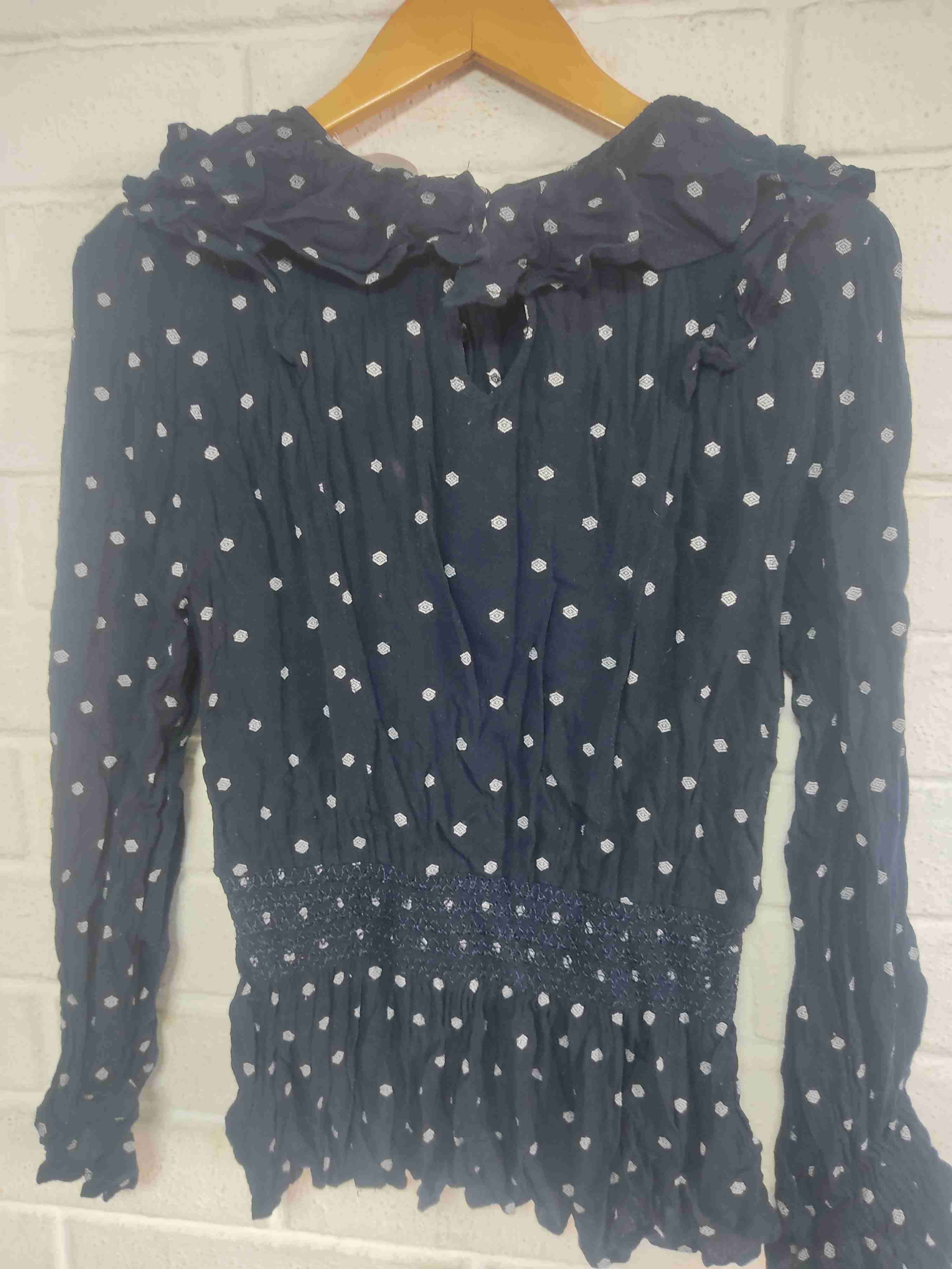 Blusa azul de lunares - miniatura 2