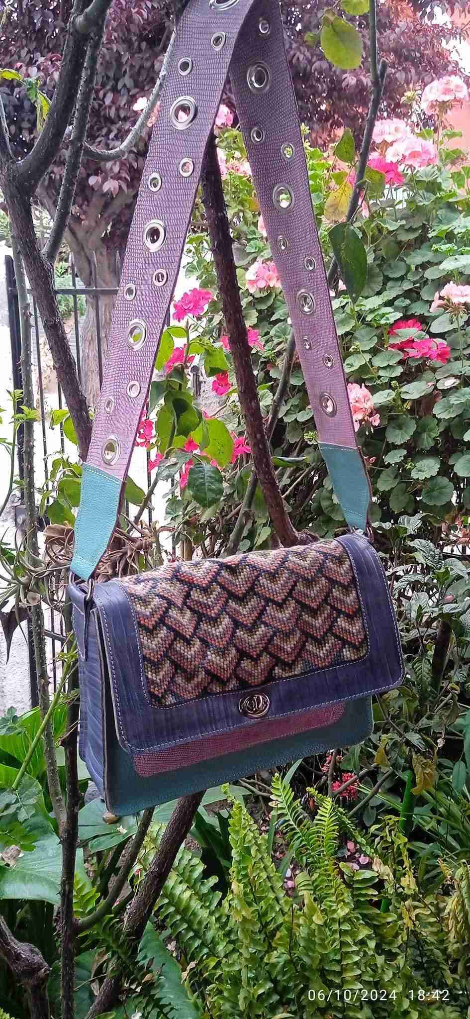 Cartera encuero. - miniatura 2