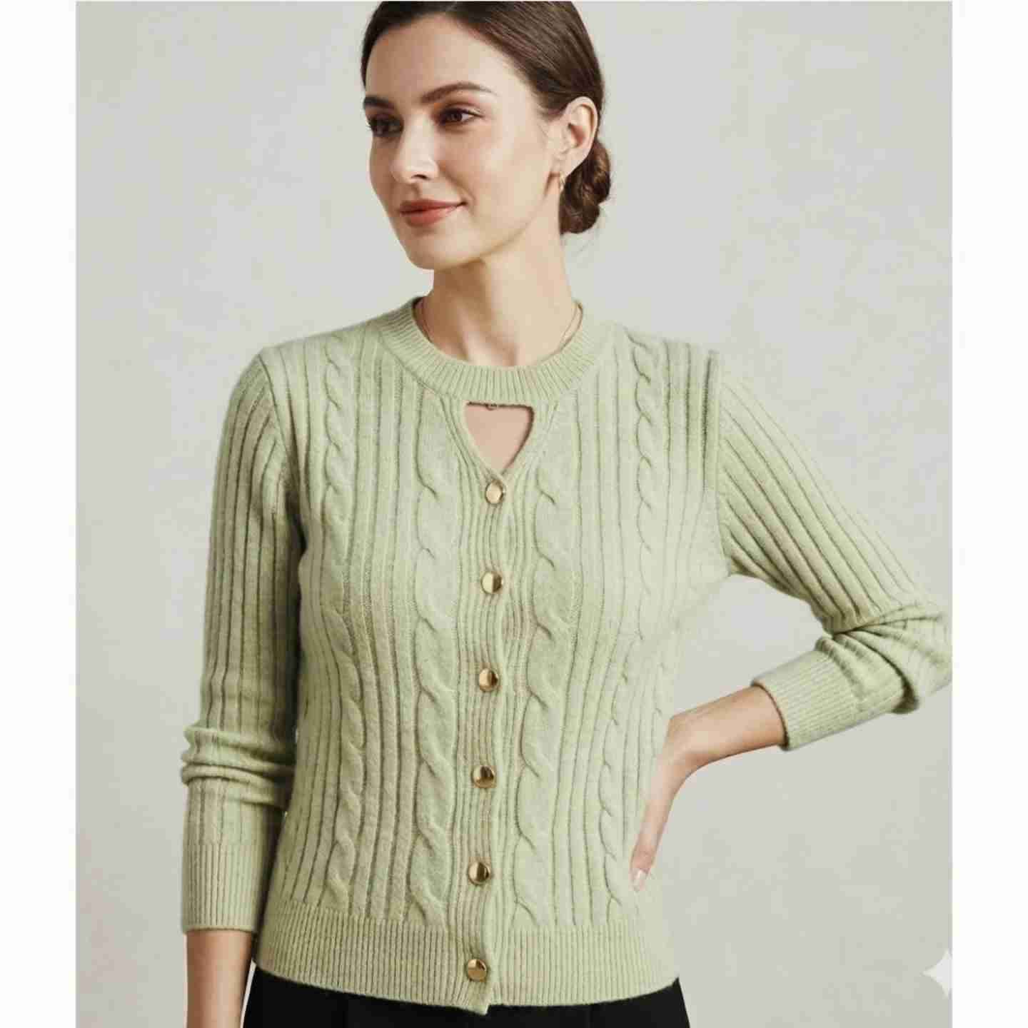 Chaleco verde con botones nuevo - miniatura 1