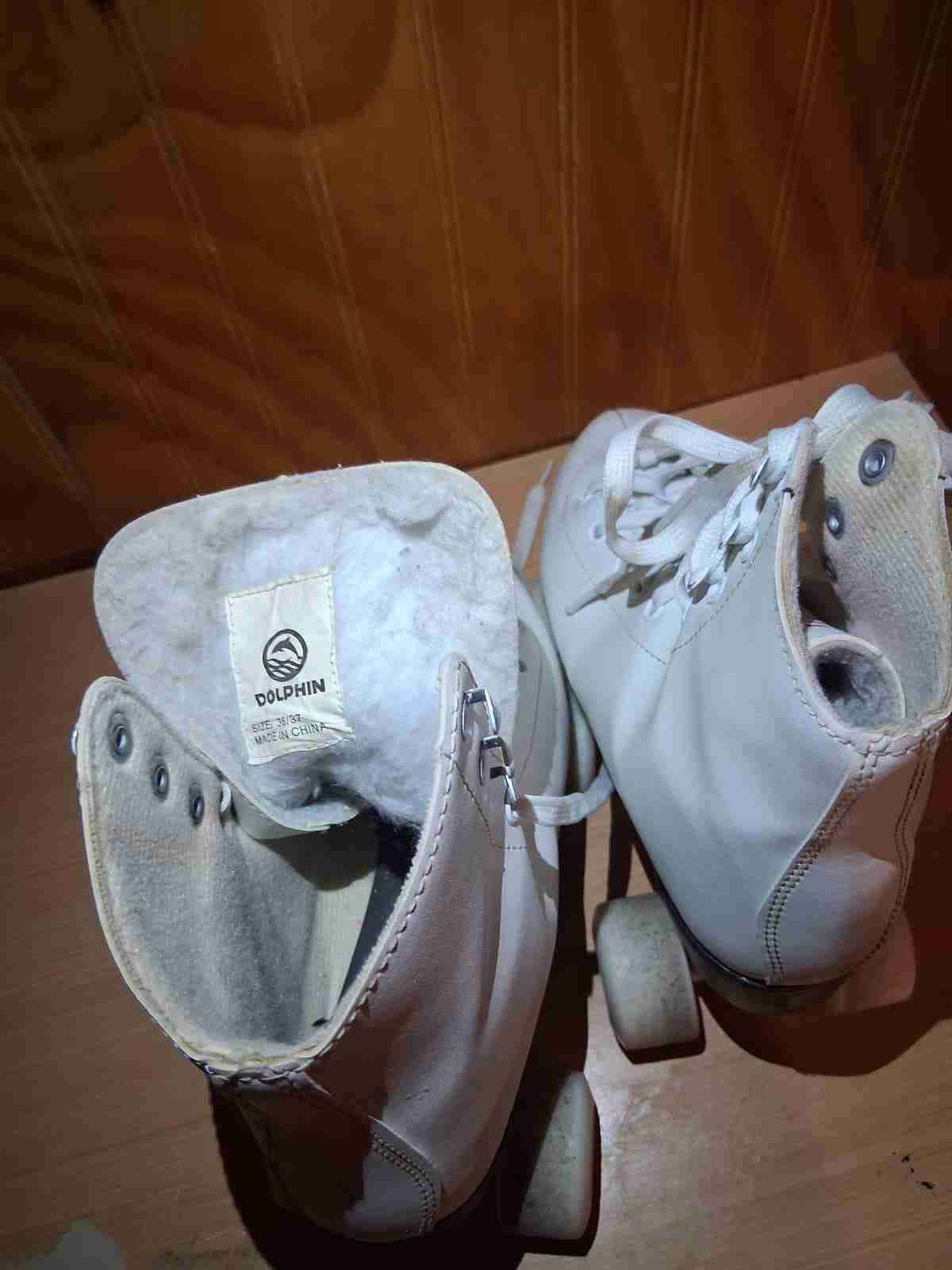 Patines blancos clásicos - miniatura 3