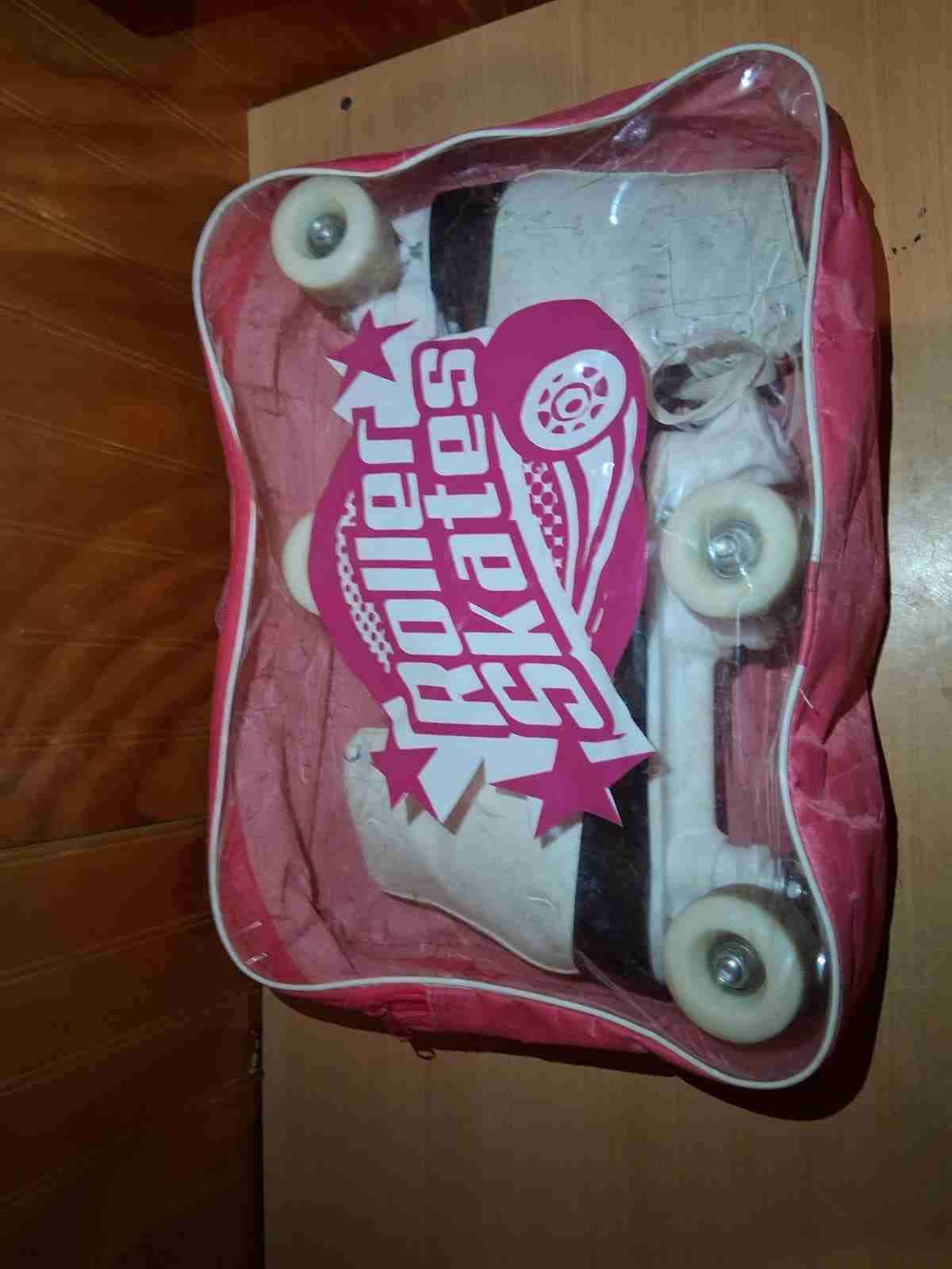 Patines blancos clásicos - miniatura 5