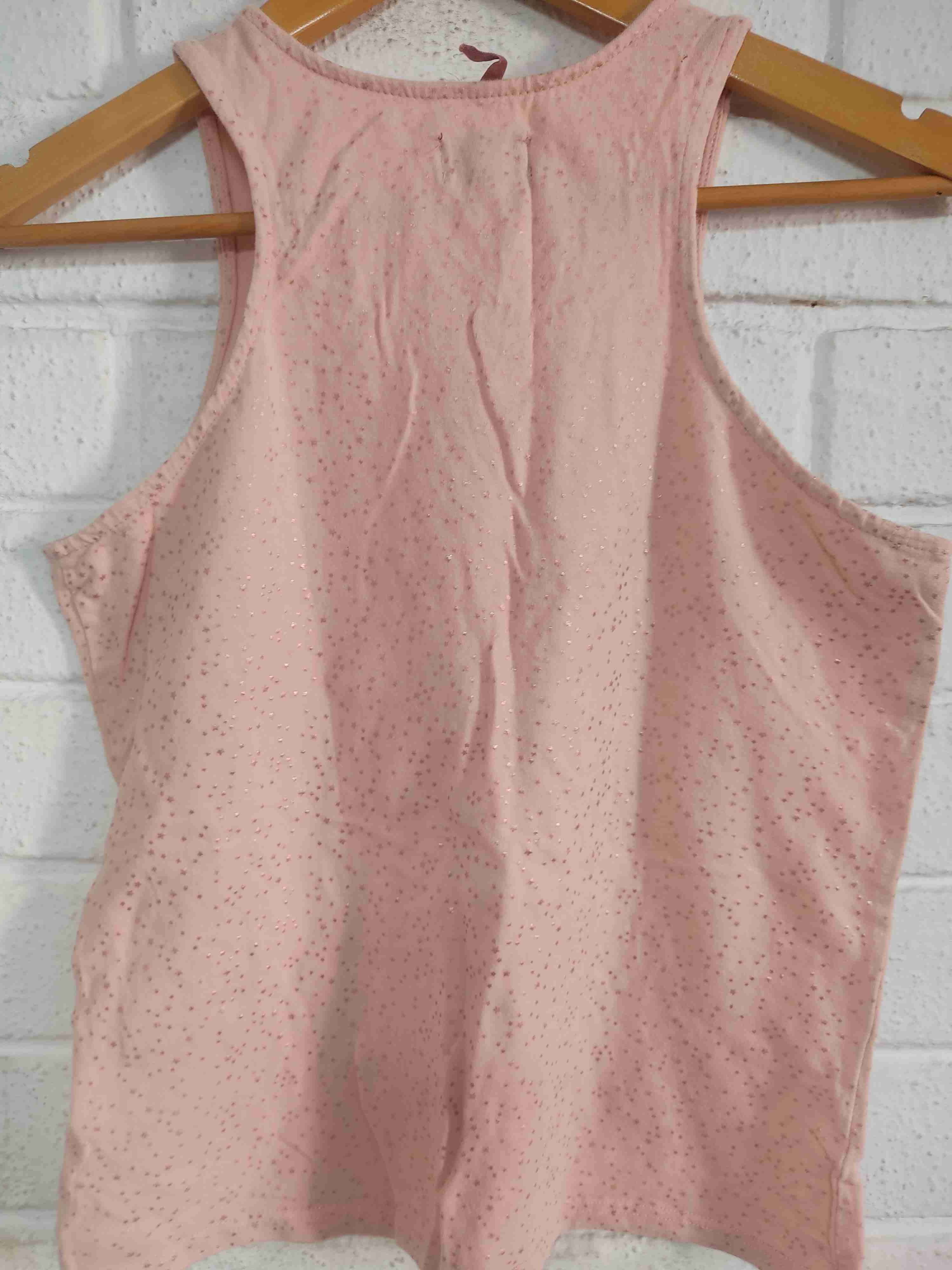 Polera sin mangas rosada - miniatura 2