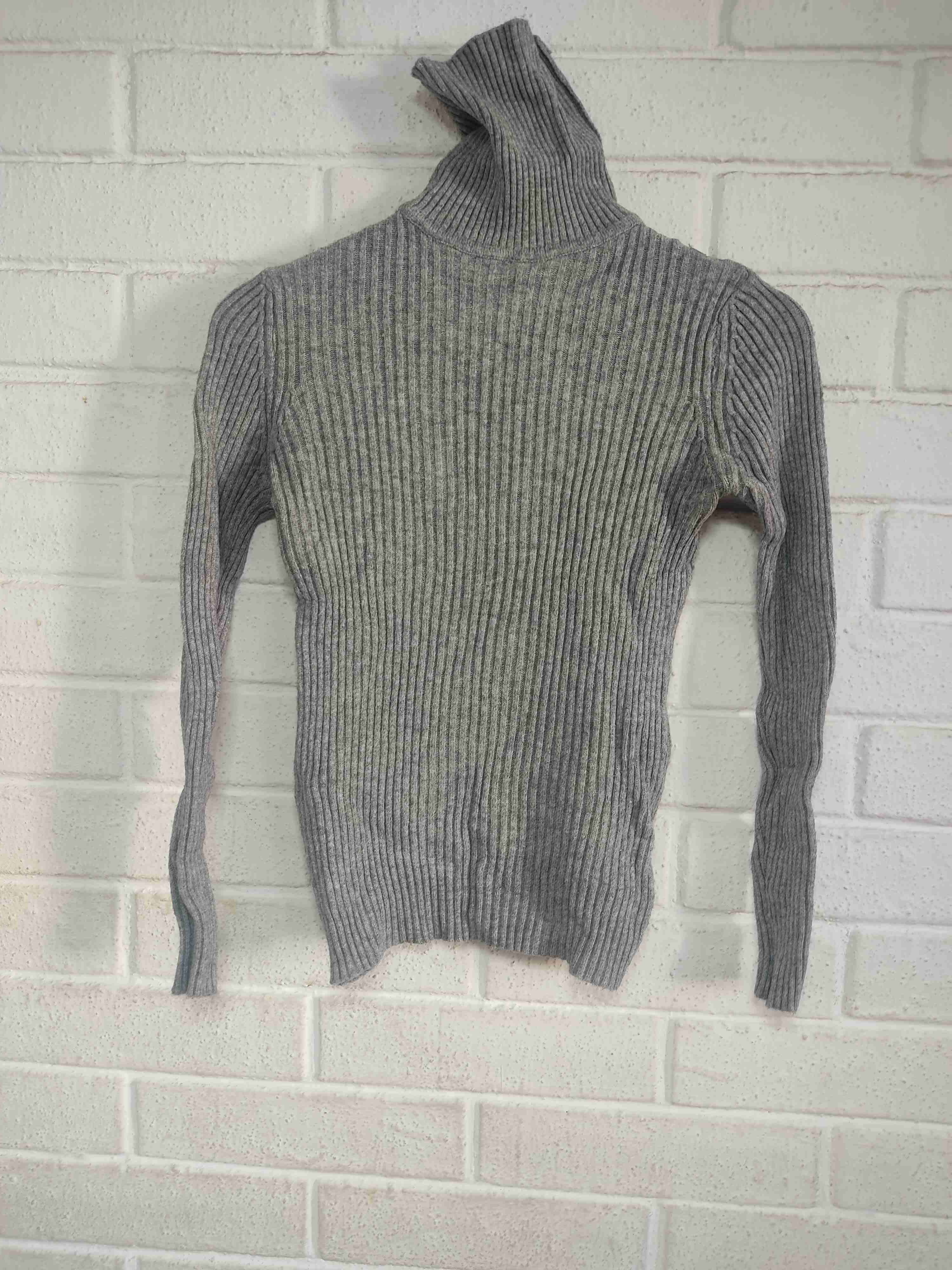 Suéter cuello alto gris - miniatura 1