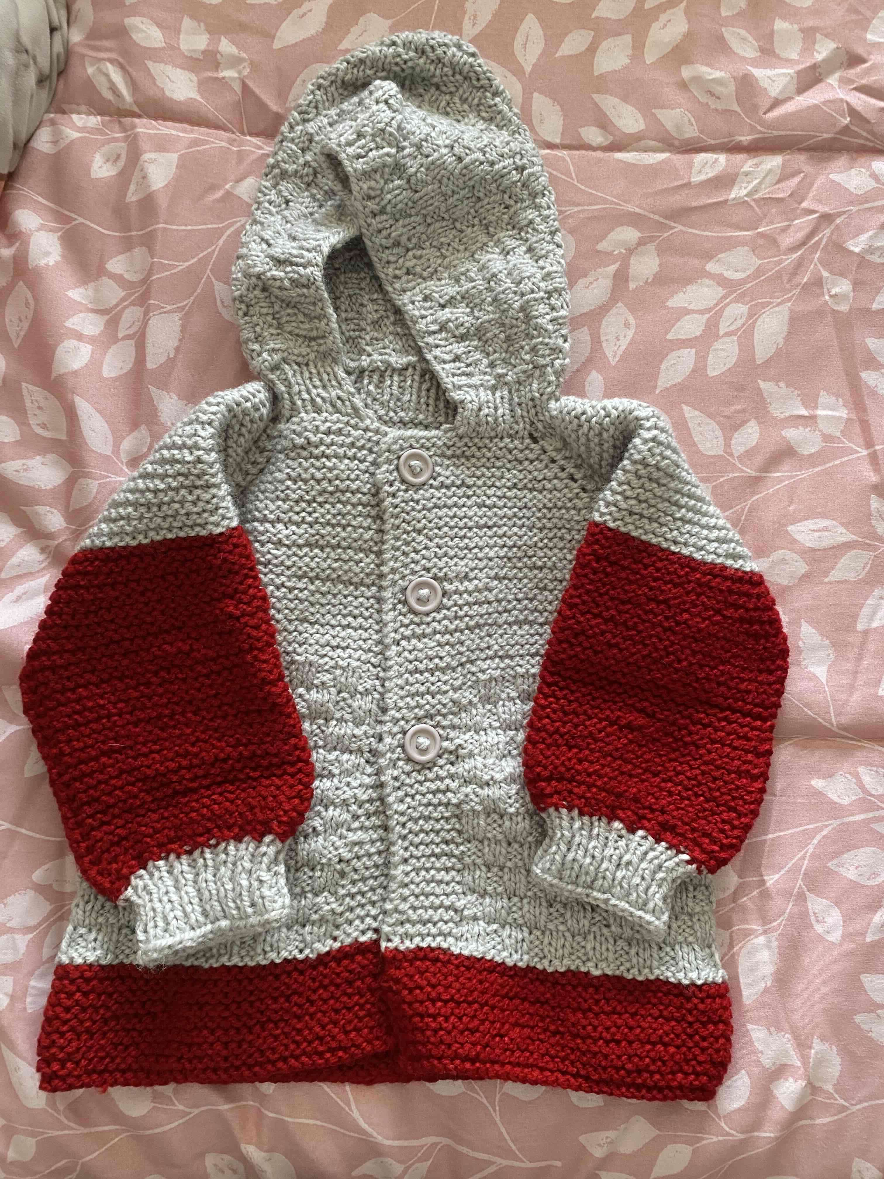 Chaleco de lana gris y rojo - miniatura 1