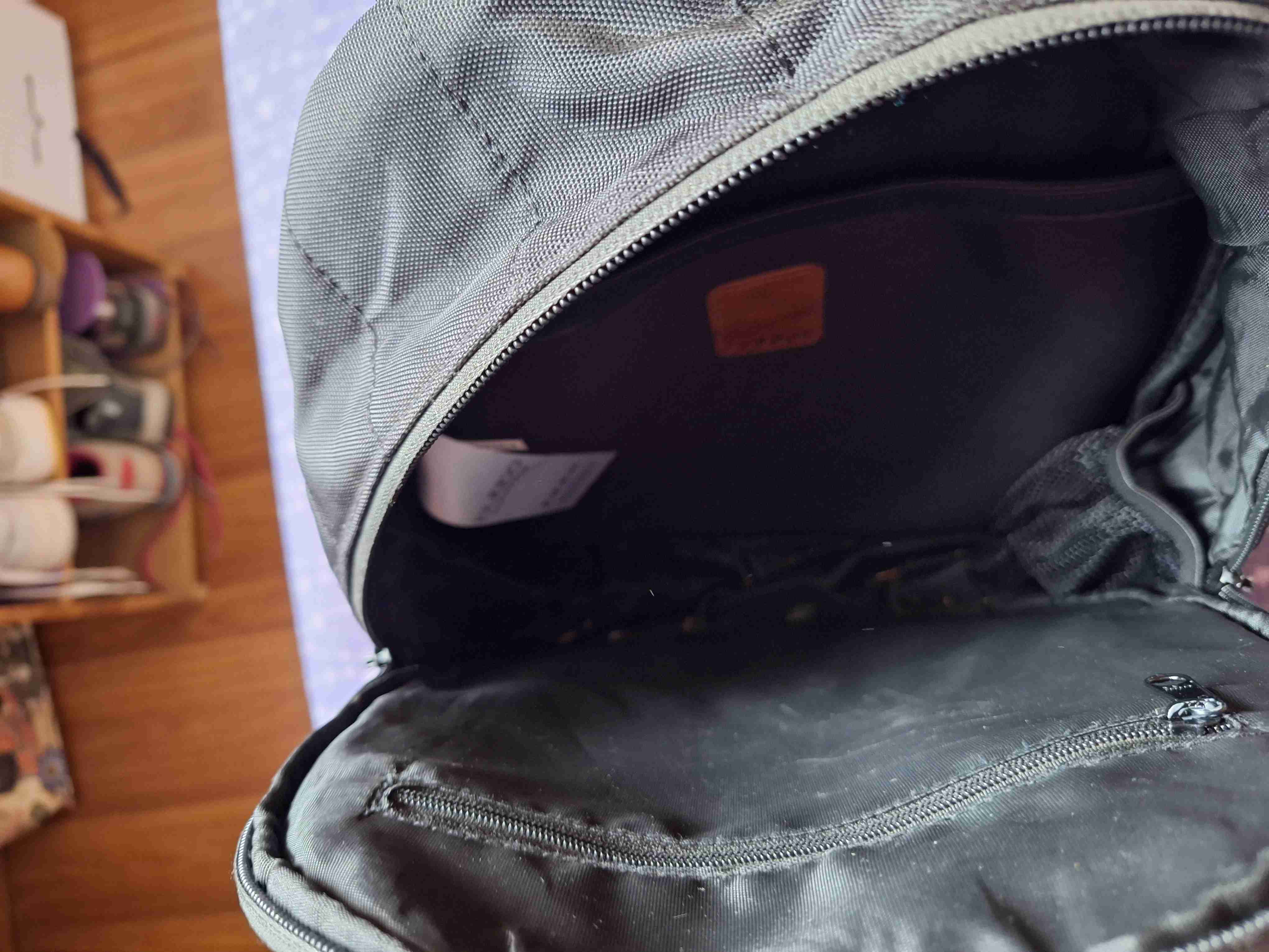 Mochila Bubba negra con detalles café - miniatura 3