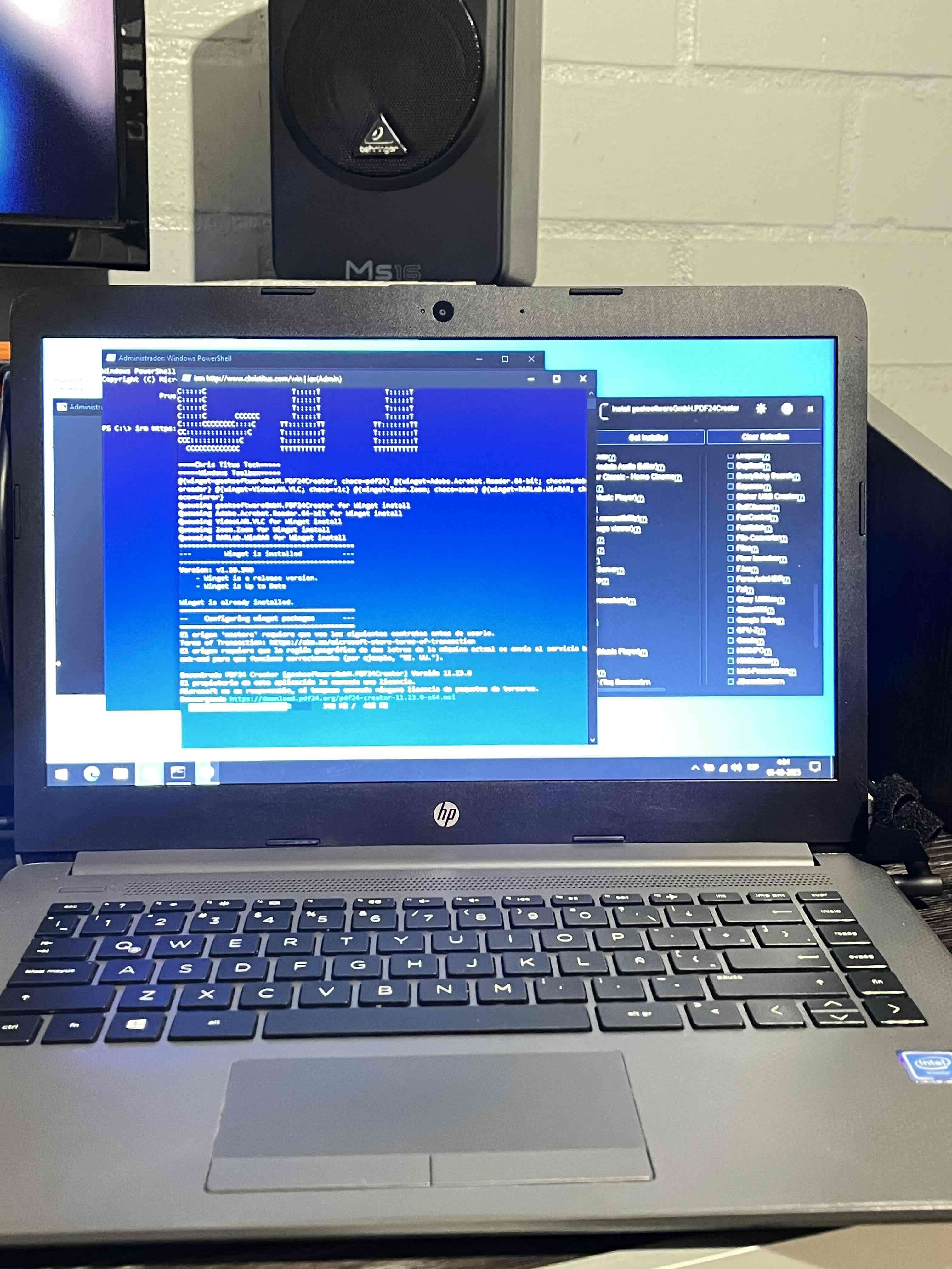 Servicio mantenimiento de computadores - miniatura 1