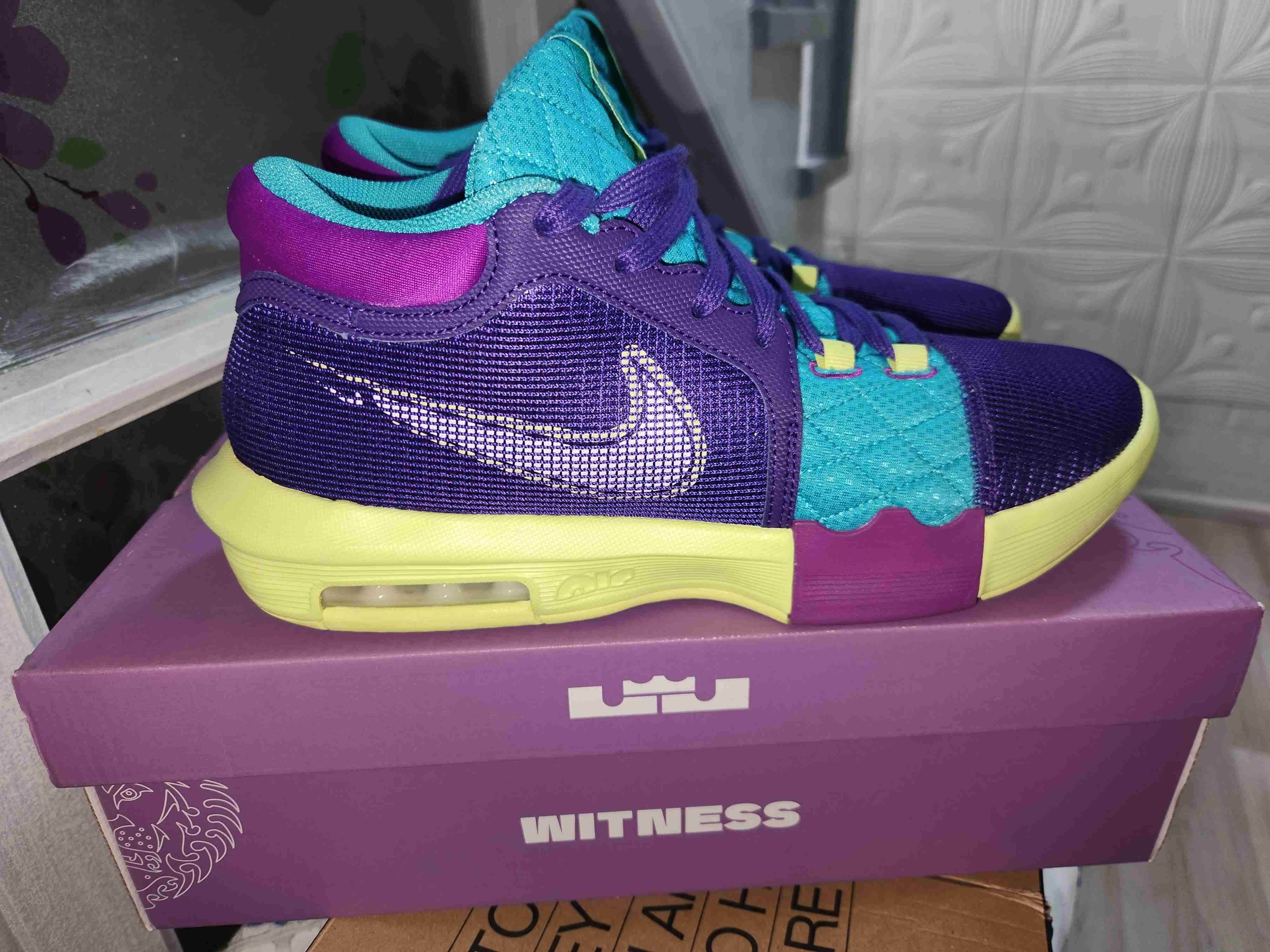 Nike Lebron Witness 8, talla 10 / 44,5 - 1