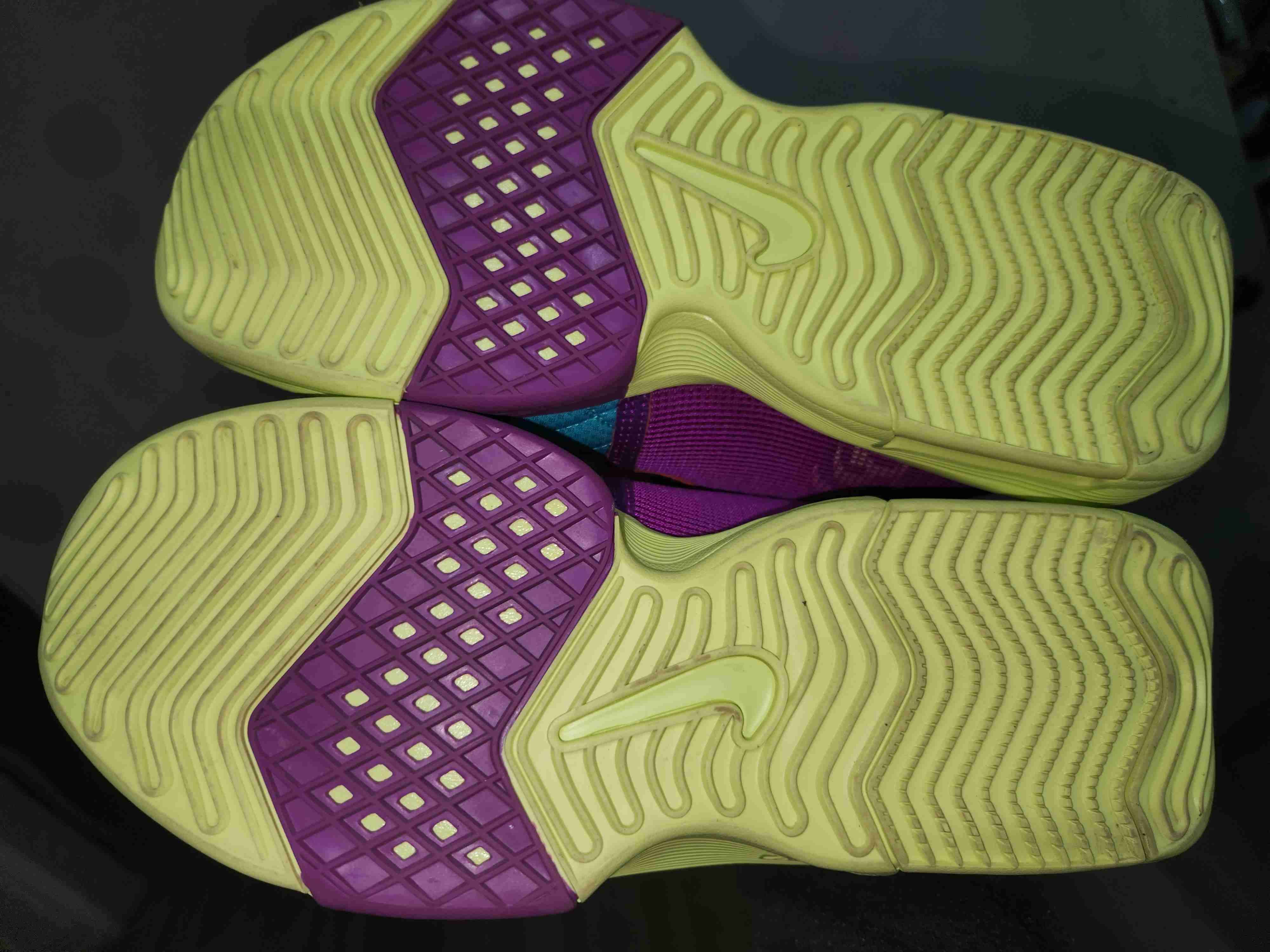 Nike Lebron Witness 8, talla 10 / 44,5 - 5