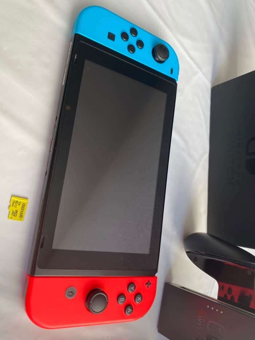 Nintendo Switch 1 + FIFA 21 + Dock + Accesorios - miniatura 5