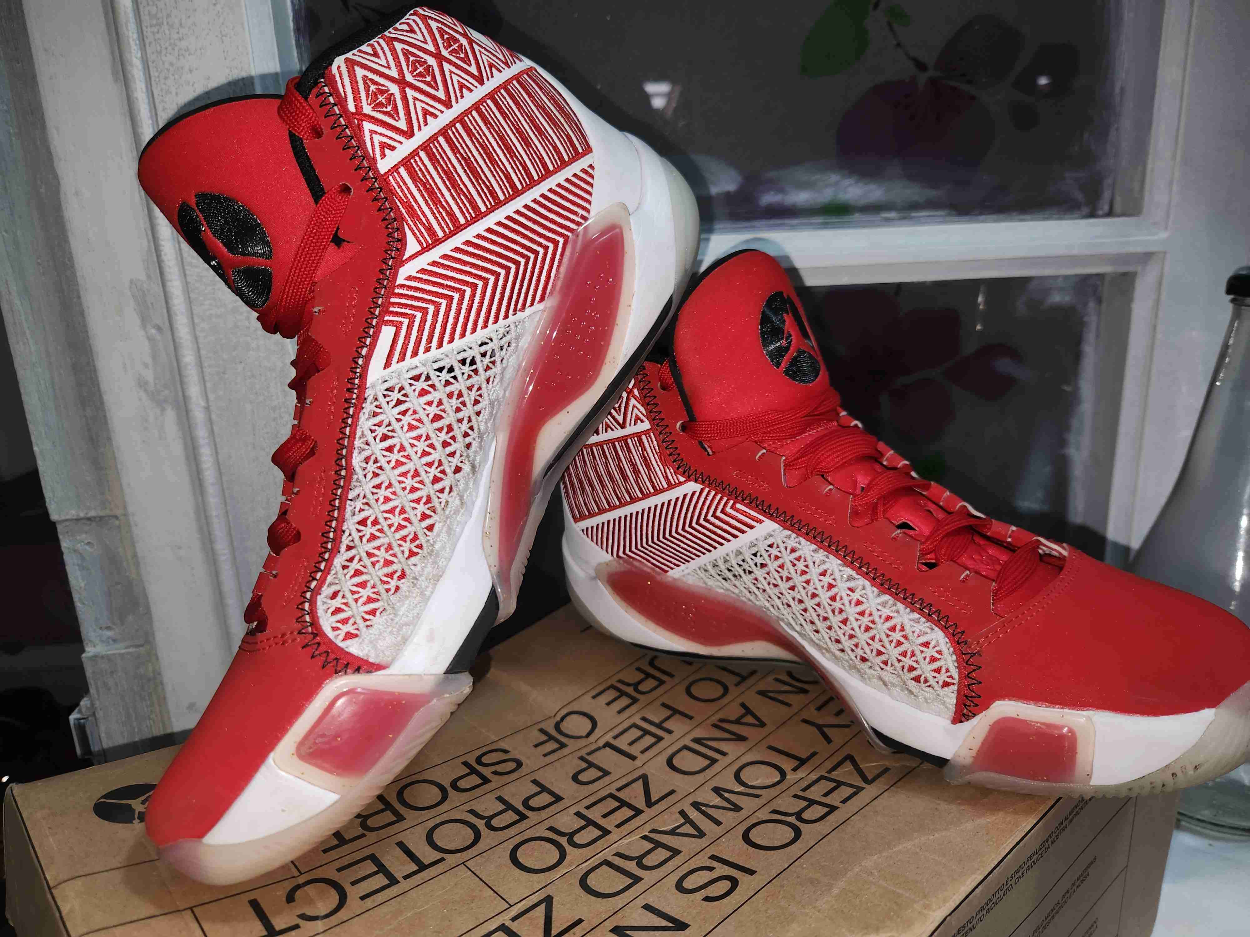 Air Jordan 38 o XVIII, US 8, EU 41. - miniatura 1