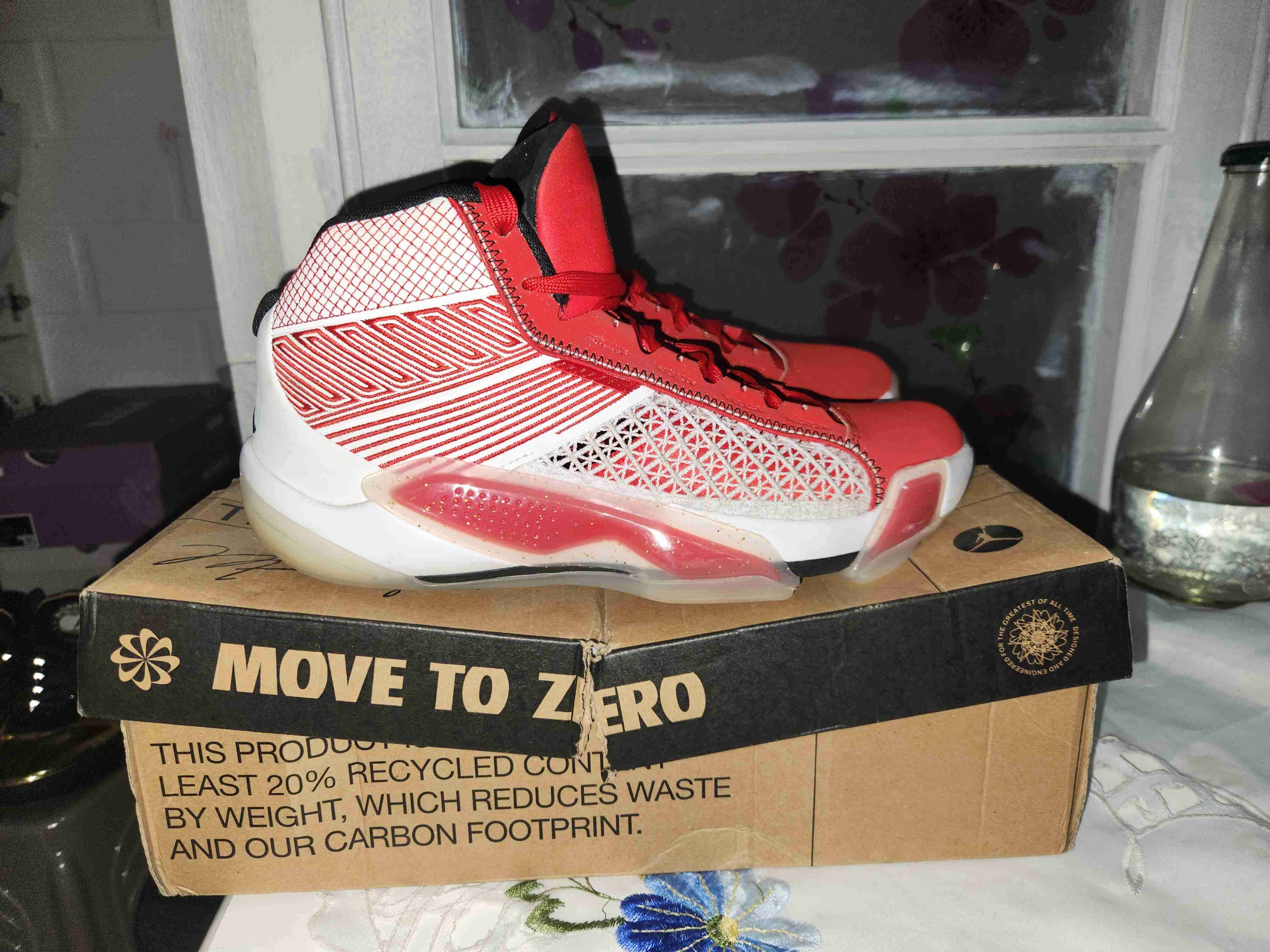 Air Jordan 38 o XVIII, US 8, EU 41. - miniatura 2