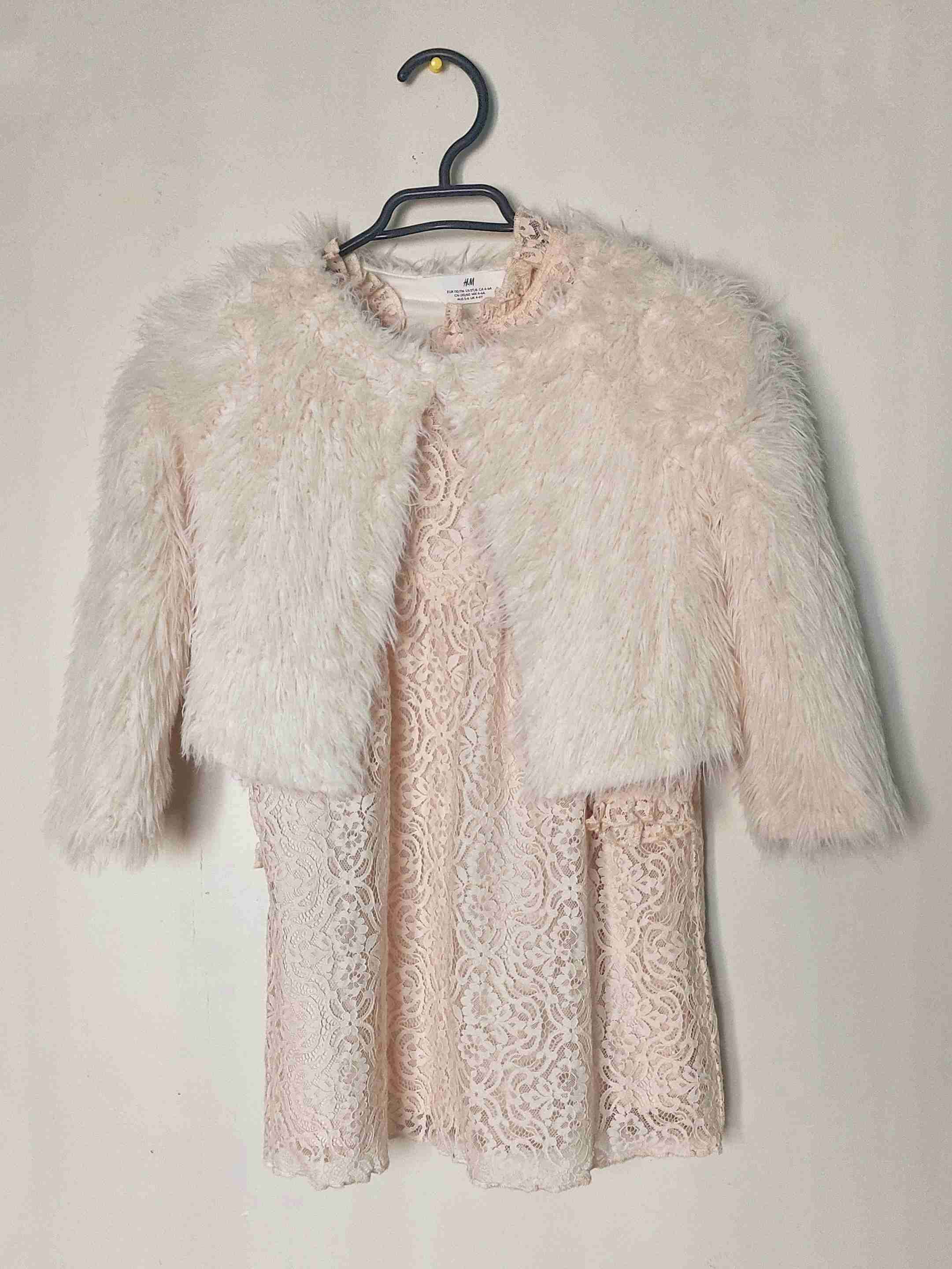 Vestido niña encaje con abrigo peludo - 1