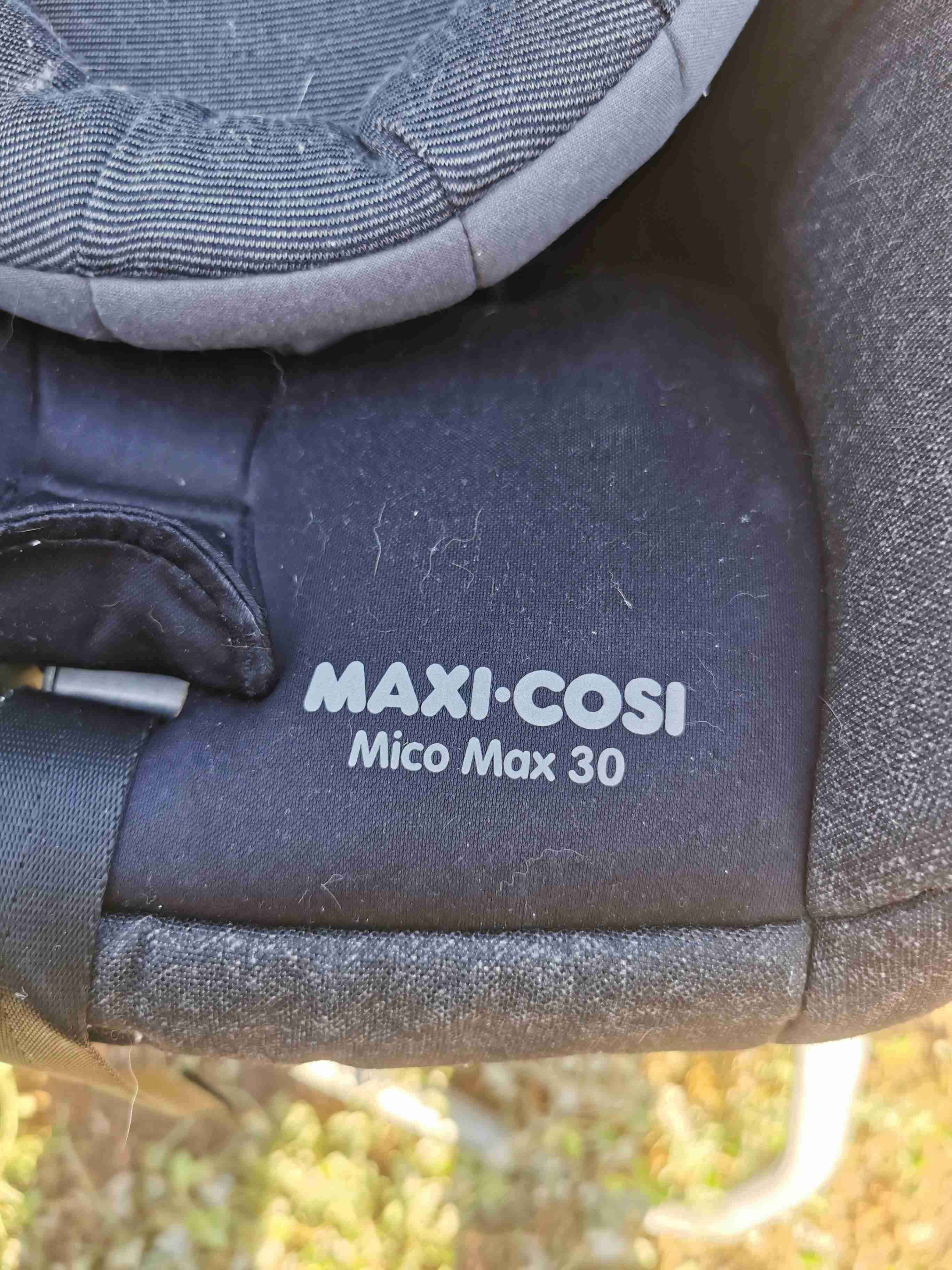 Silla de auto Maxi-Cosi negra - miniatura 4