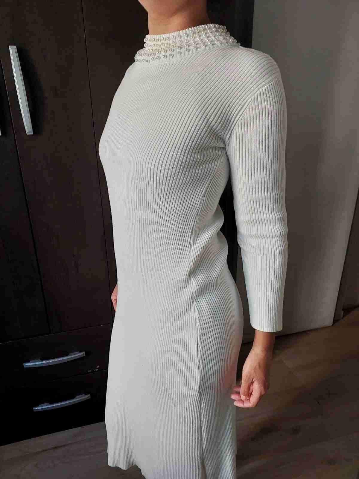 Vestido blanco con perlas - 1