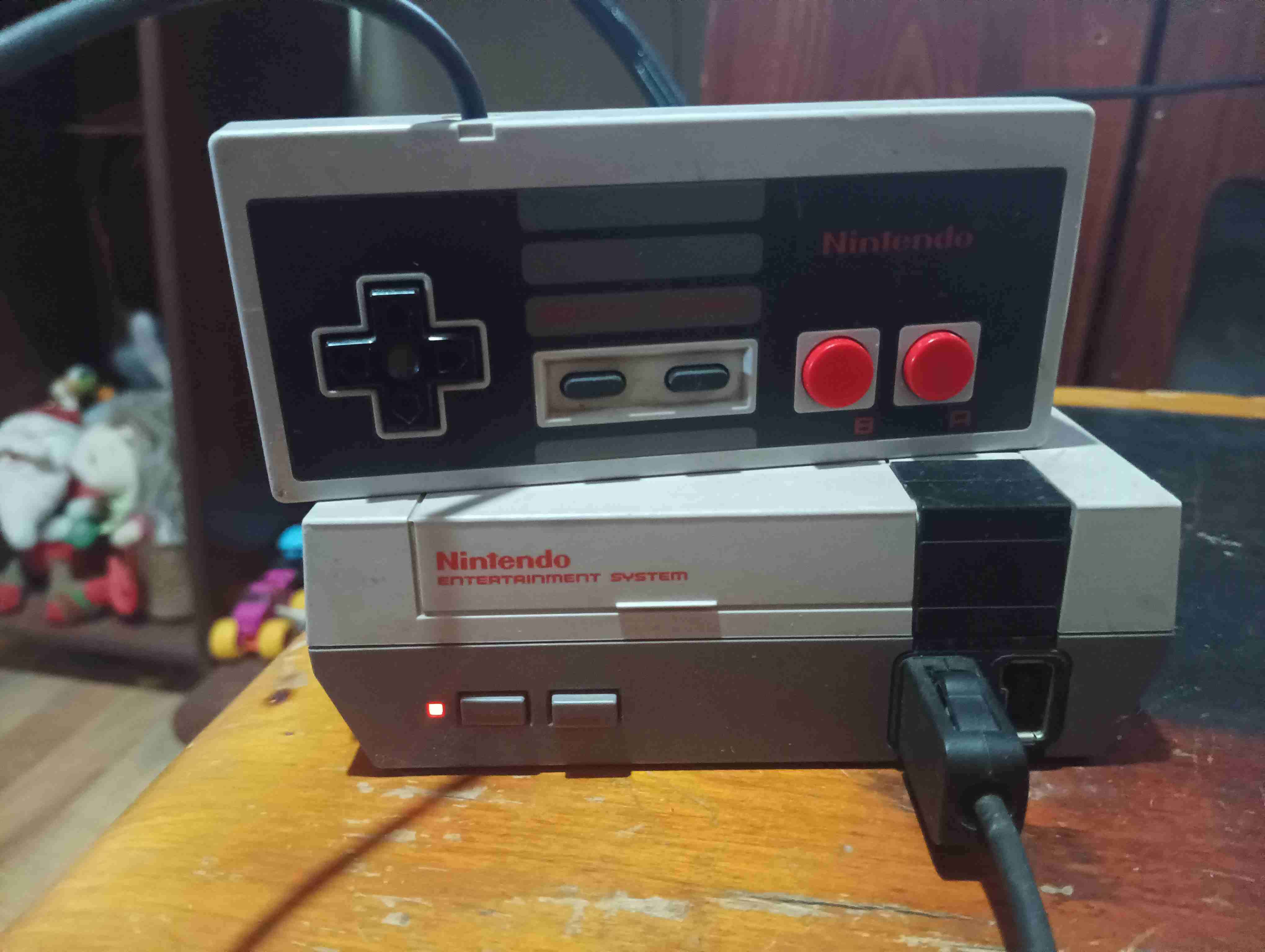 Consola Nintendo Entertainment System - miniatura 1
