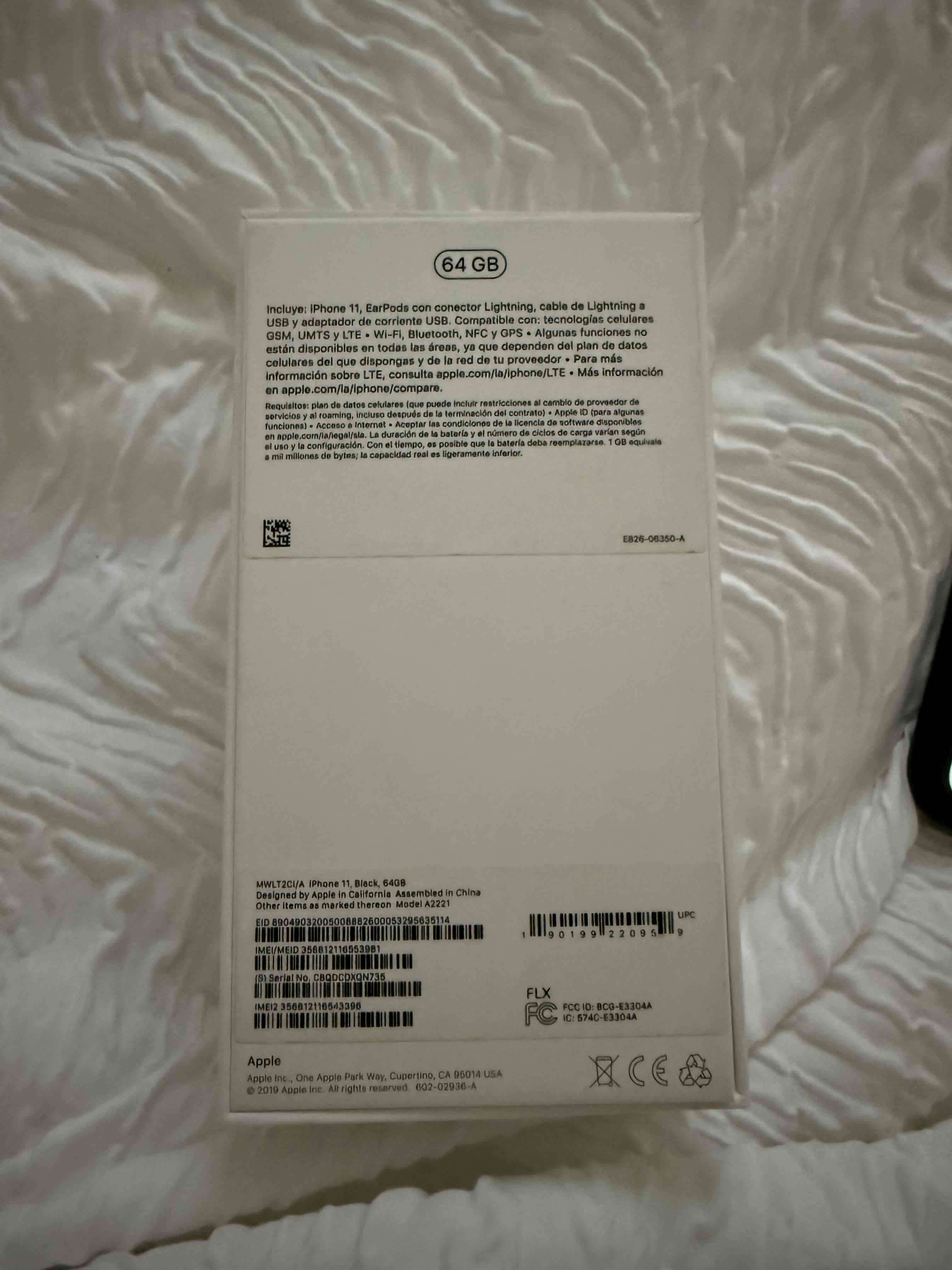 iPhone 11 black - 64 gb con caja original - miniatura 2