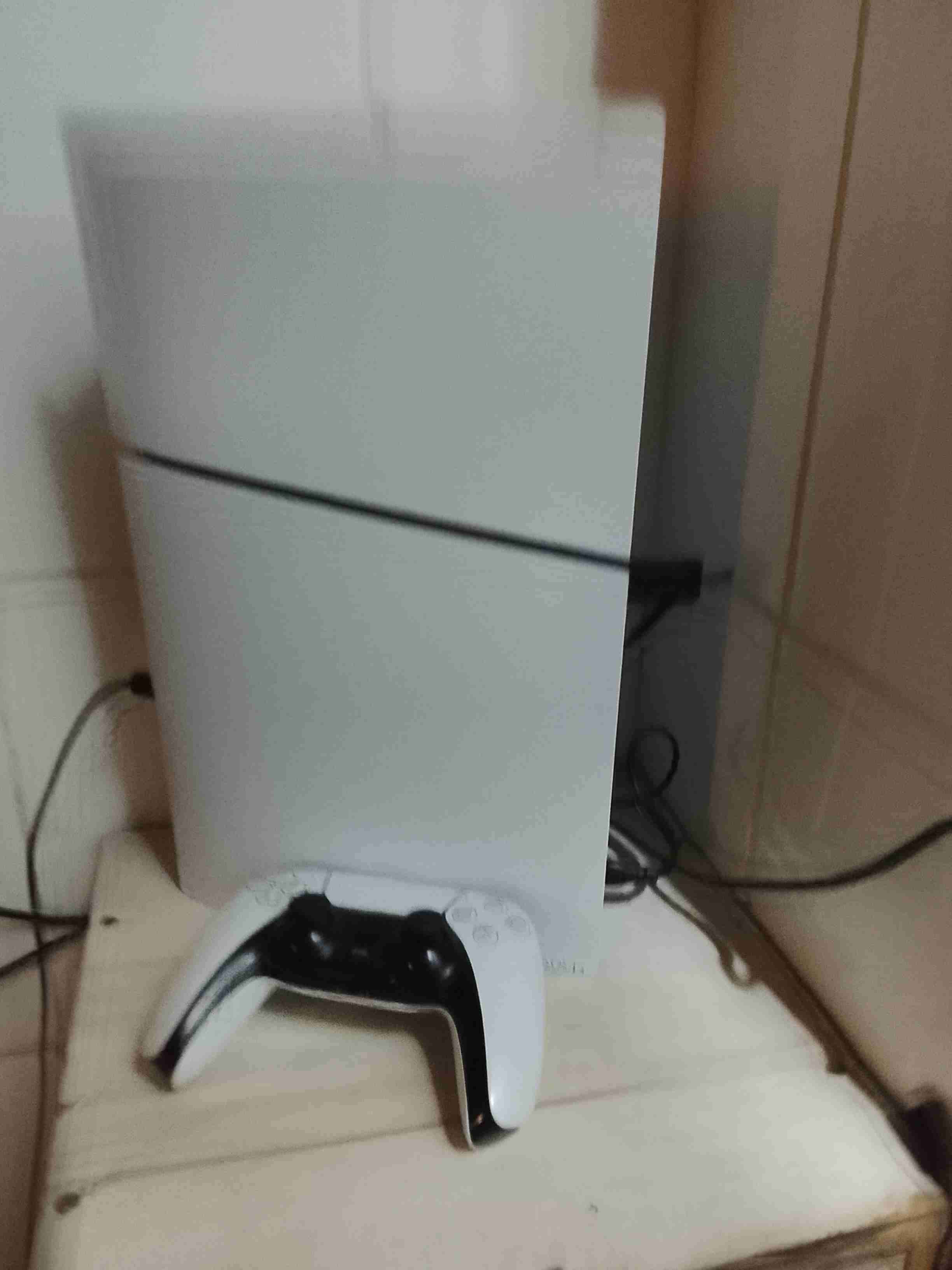 Consola de videojuegos blanca