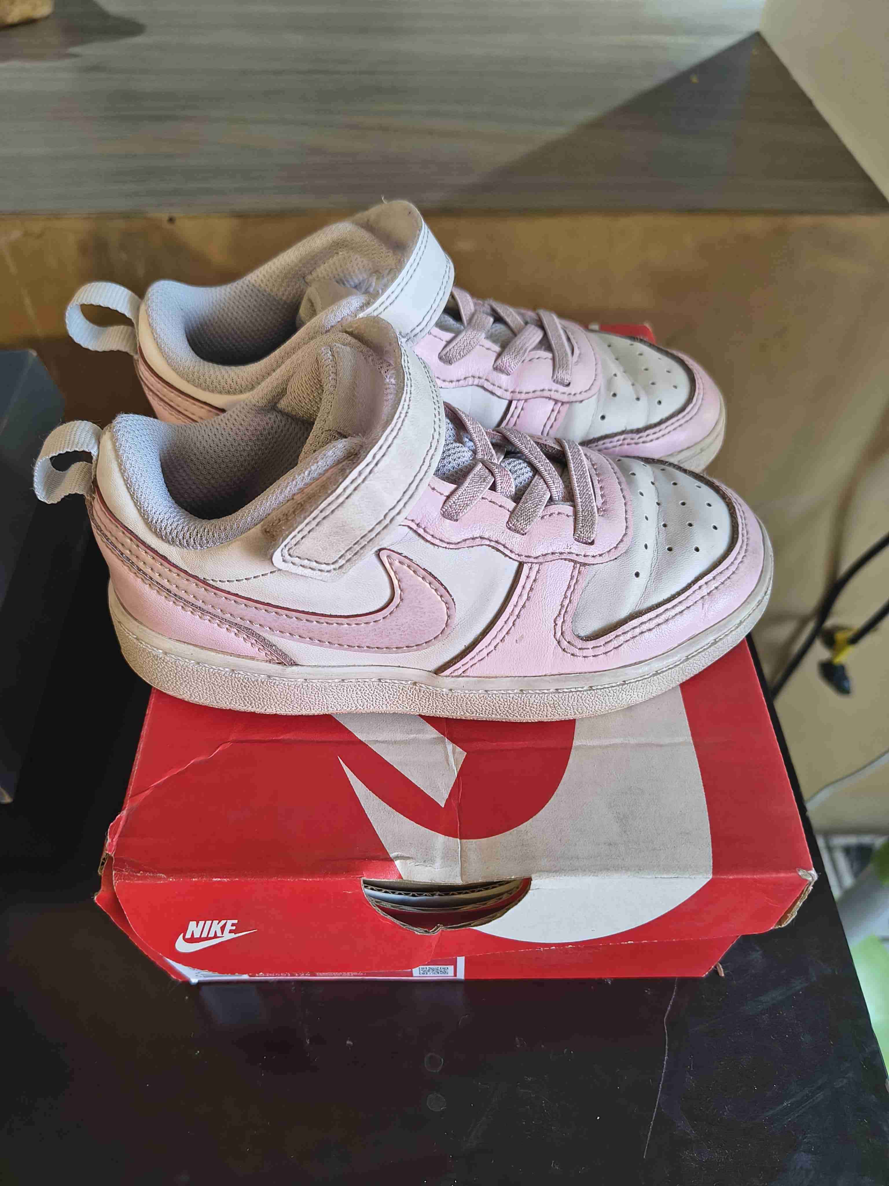 Zapatillas Nike rosadas infantiles Número 27 - miniatura 1