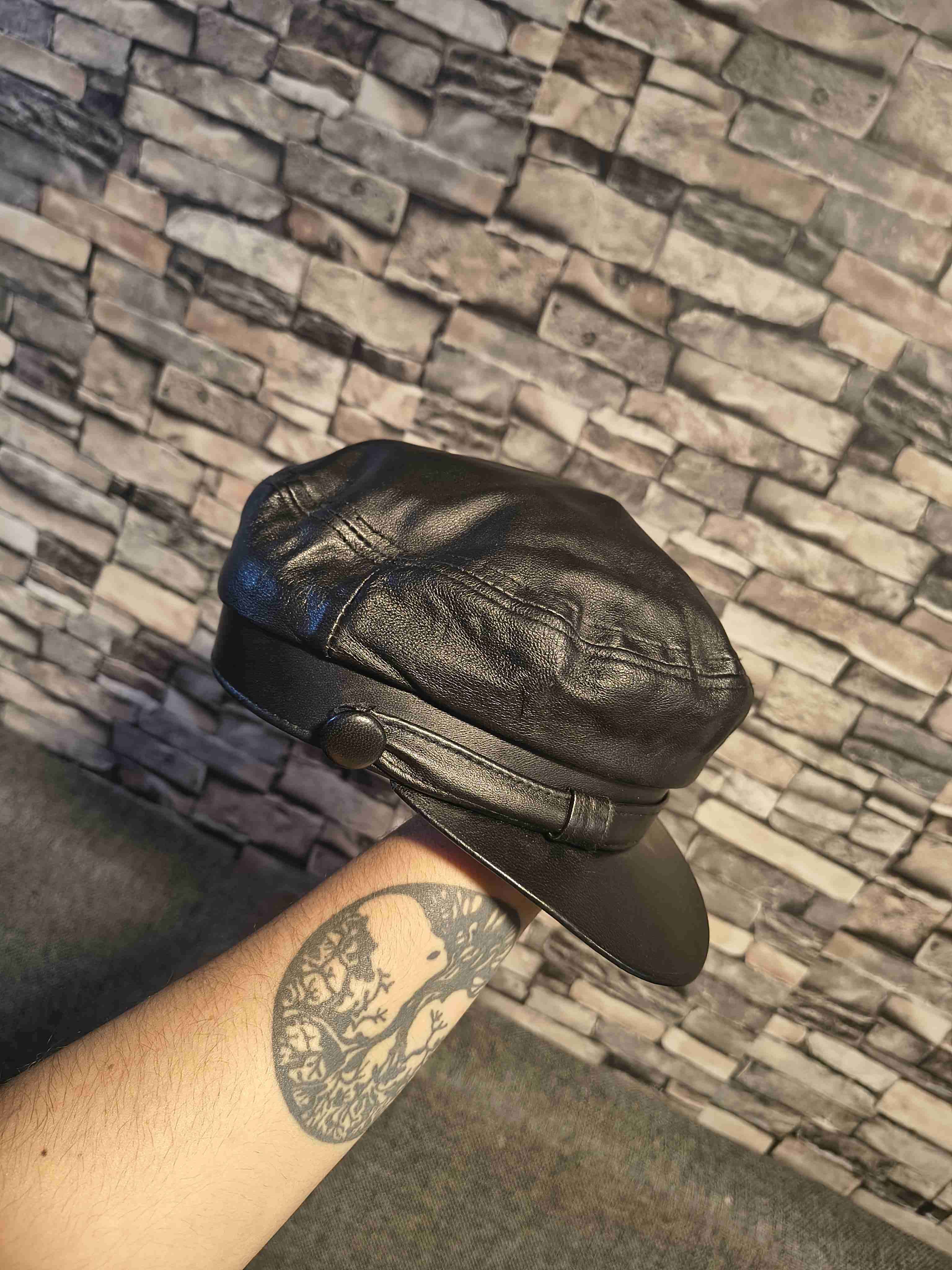 Gorra de piel negra estilo vintage cuero - miniatura 3