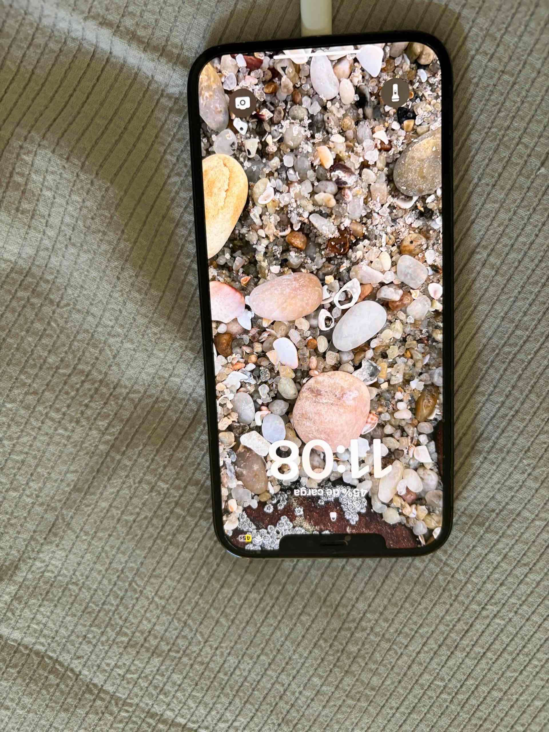 iPhone 12 Pro Max en exelentes condiciones - miniatura 6