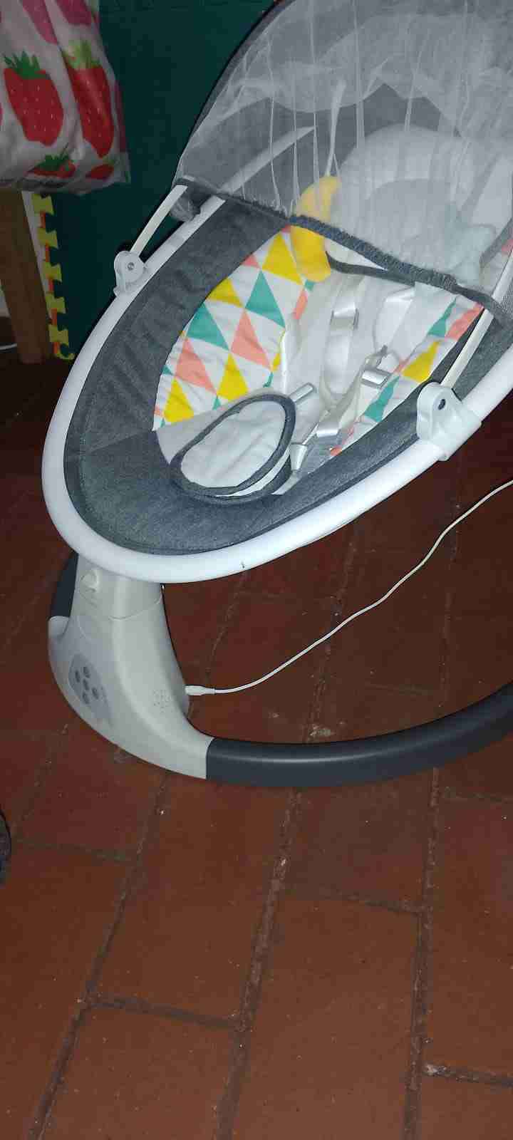 Silla mecedora para bebé - miniatura 1