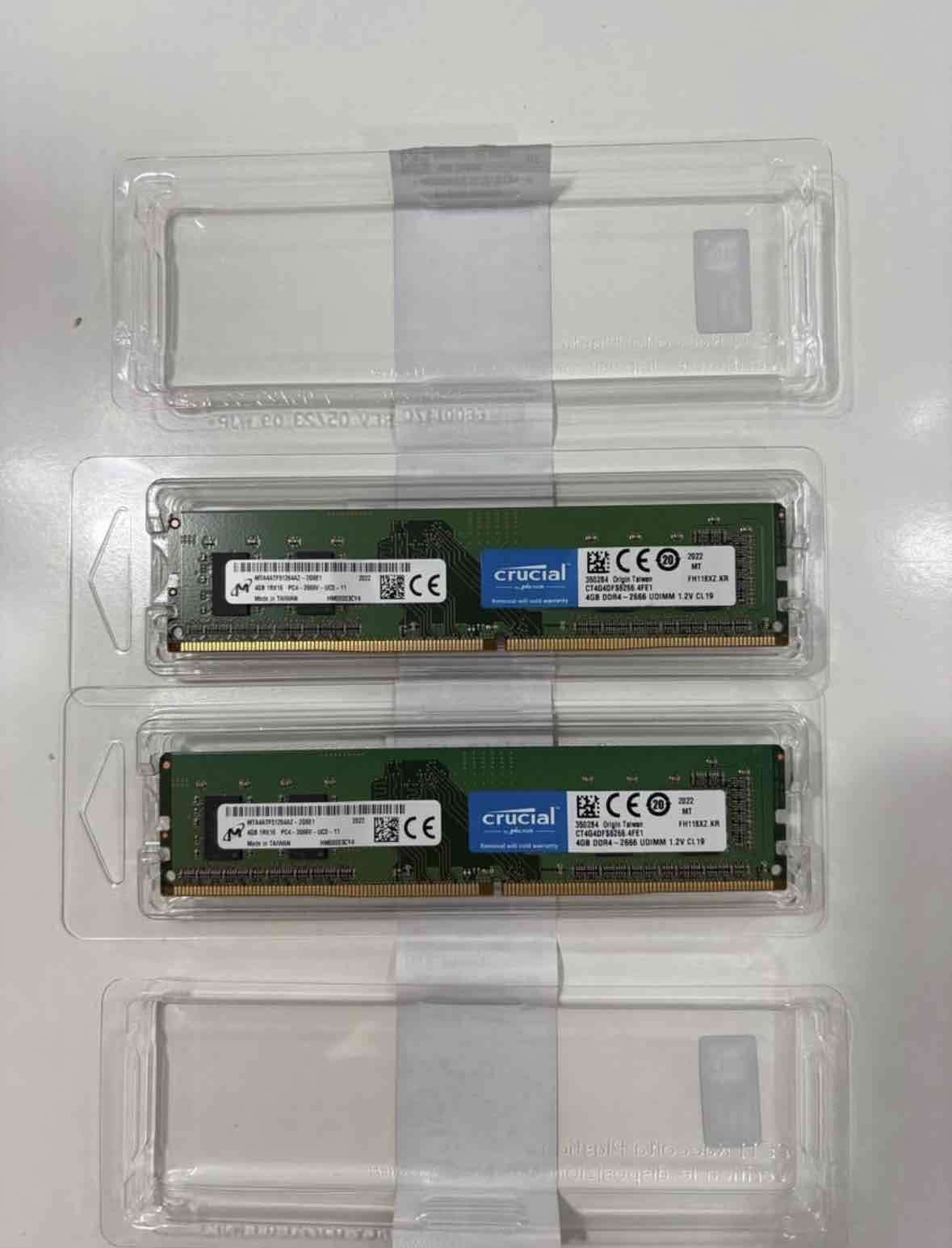 Memorias RAM Crucial 4GB DDR4 - miniatura 1