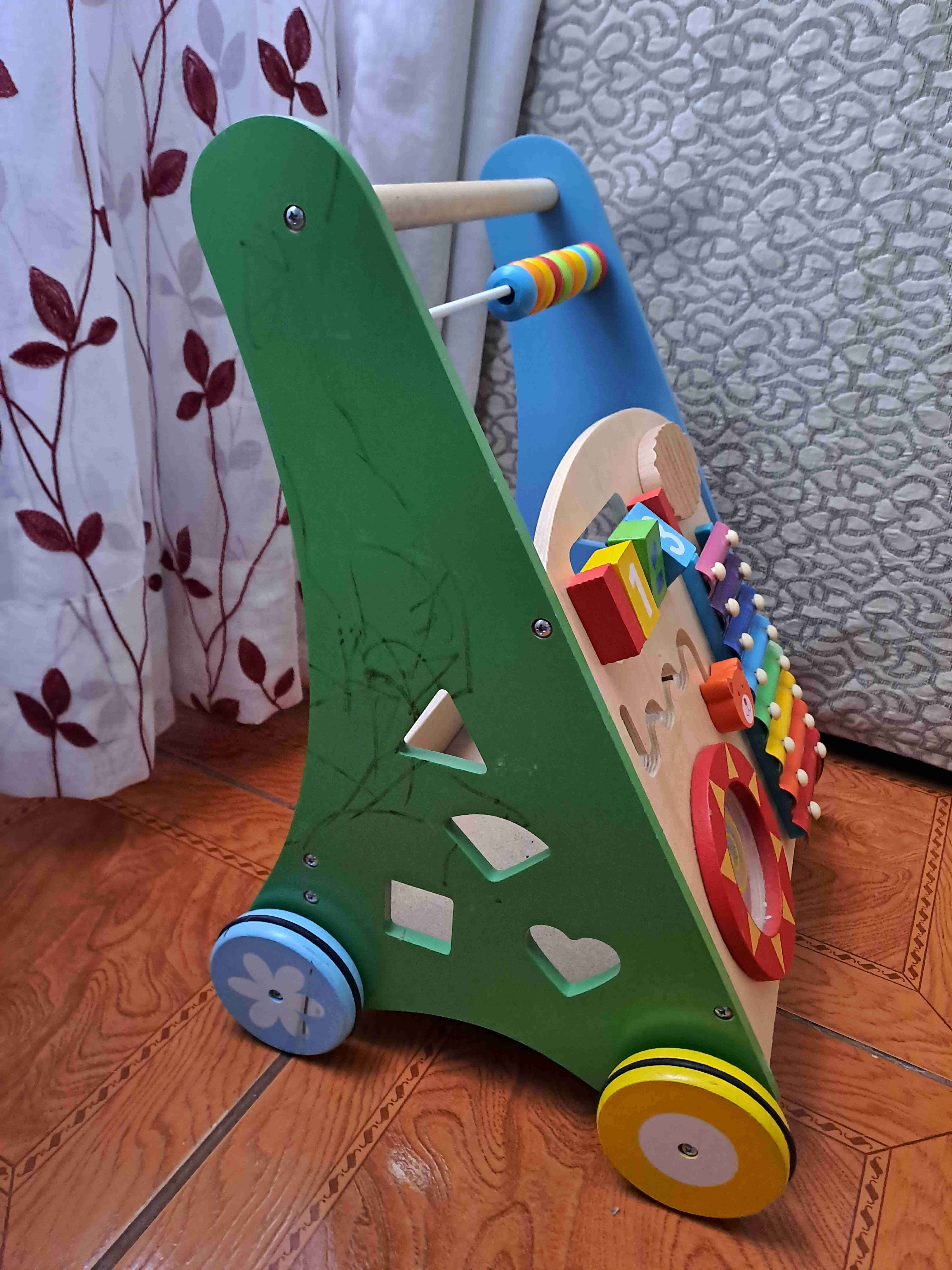 Andador de madera para bebé - miniatura 4