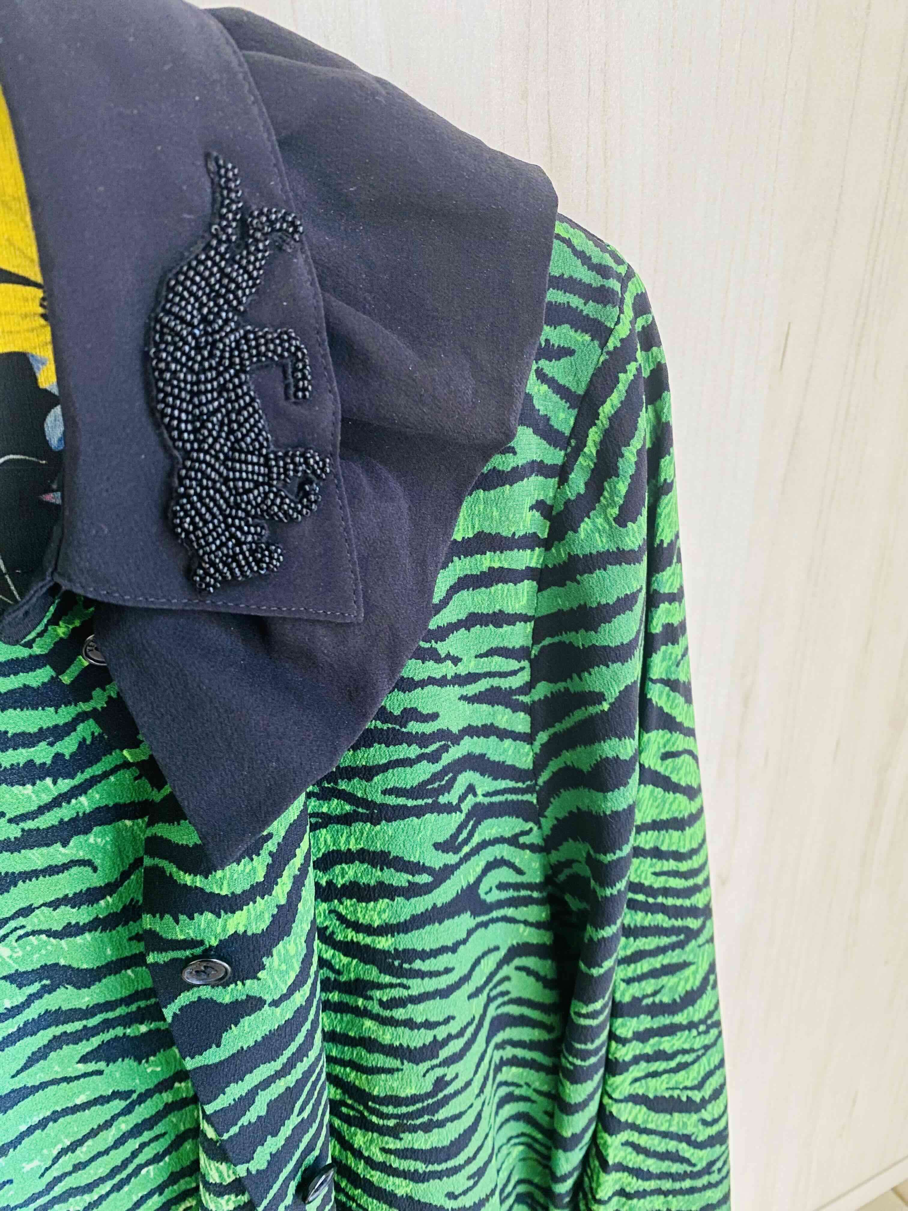 Blusa de rayas verde y negro - 4