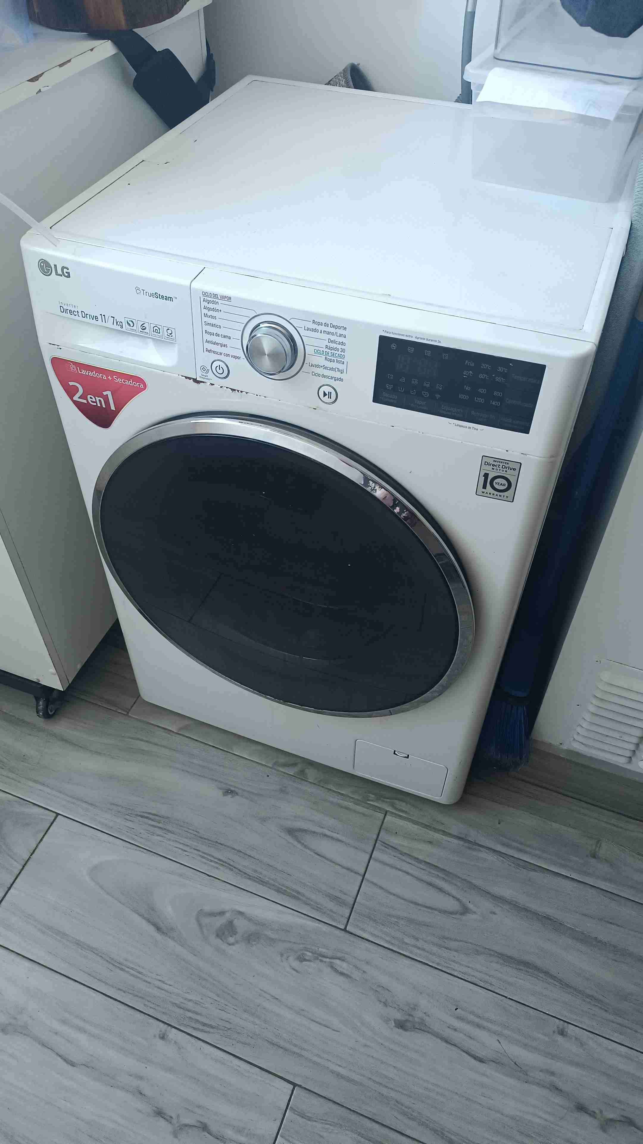 Patines rosados con mochila - miniatura 3